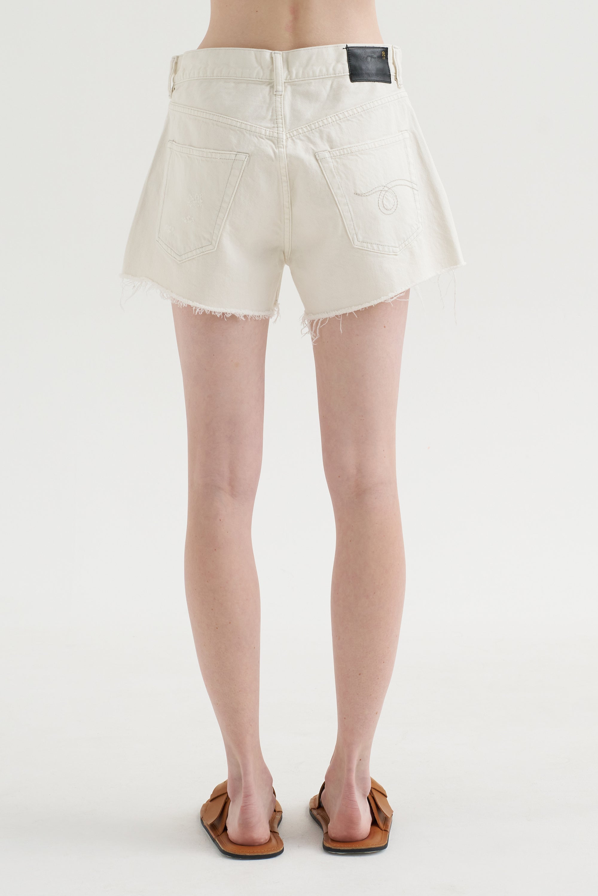 X-BF Short, Cement White