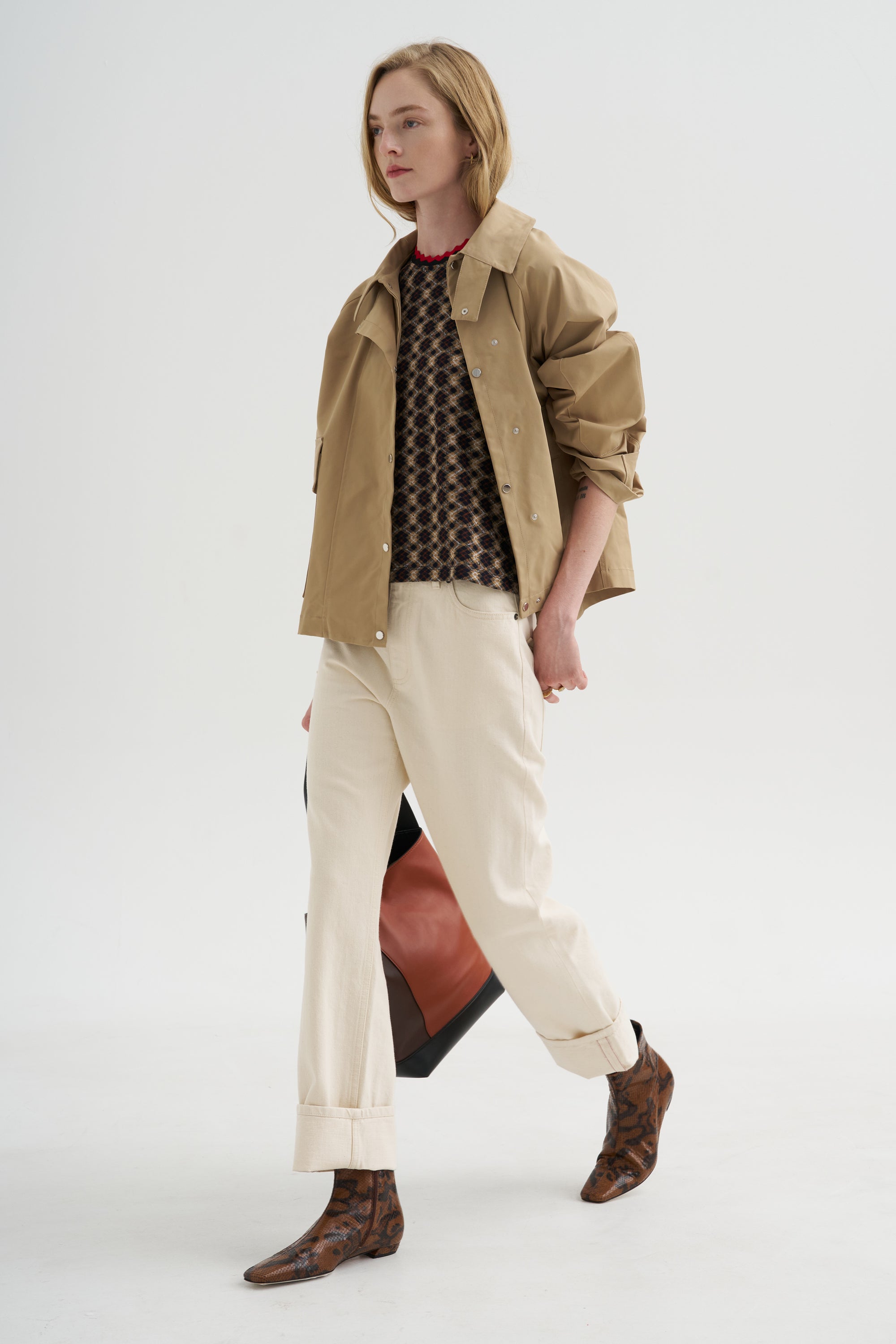 Mead Tee, Brown