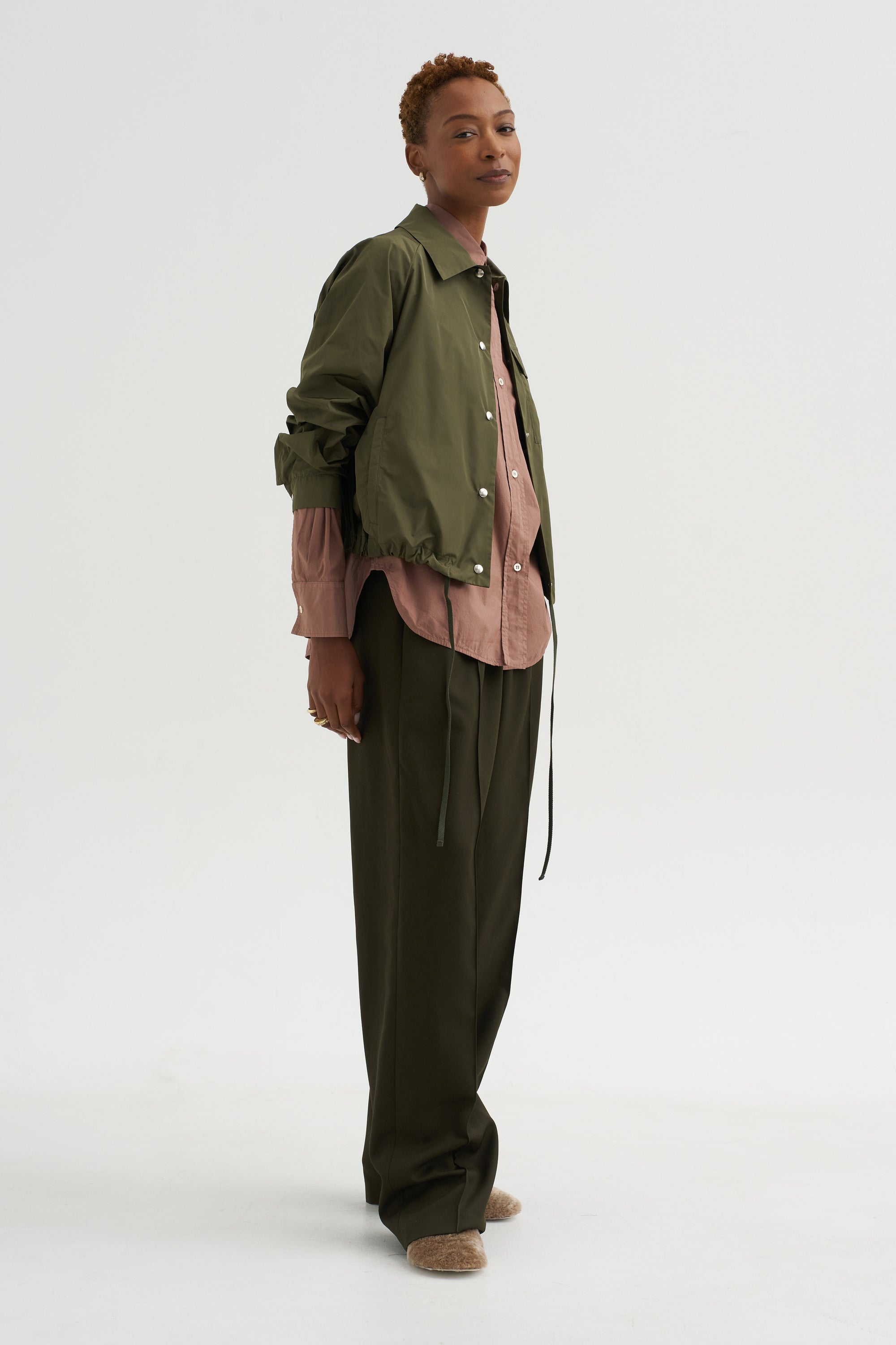 Corber Pant, Bark