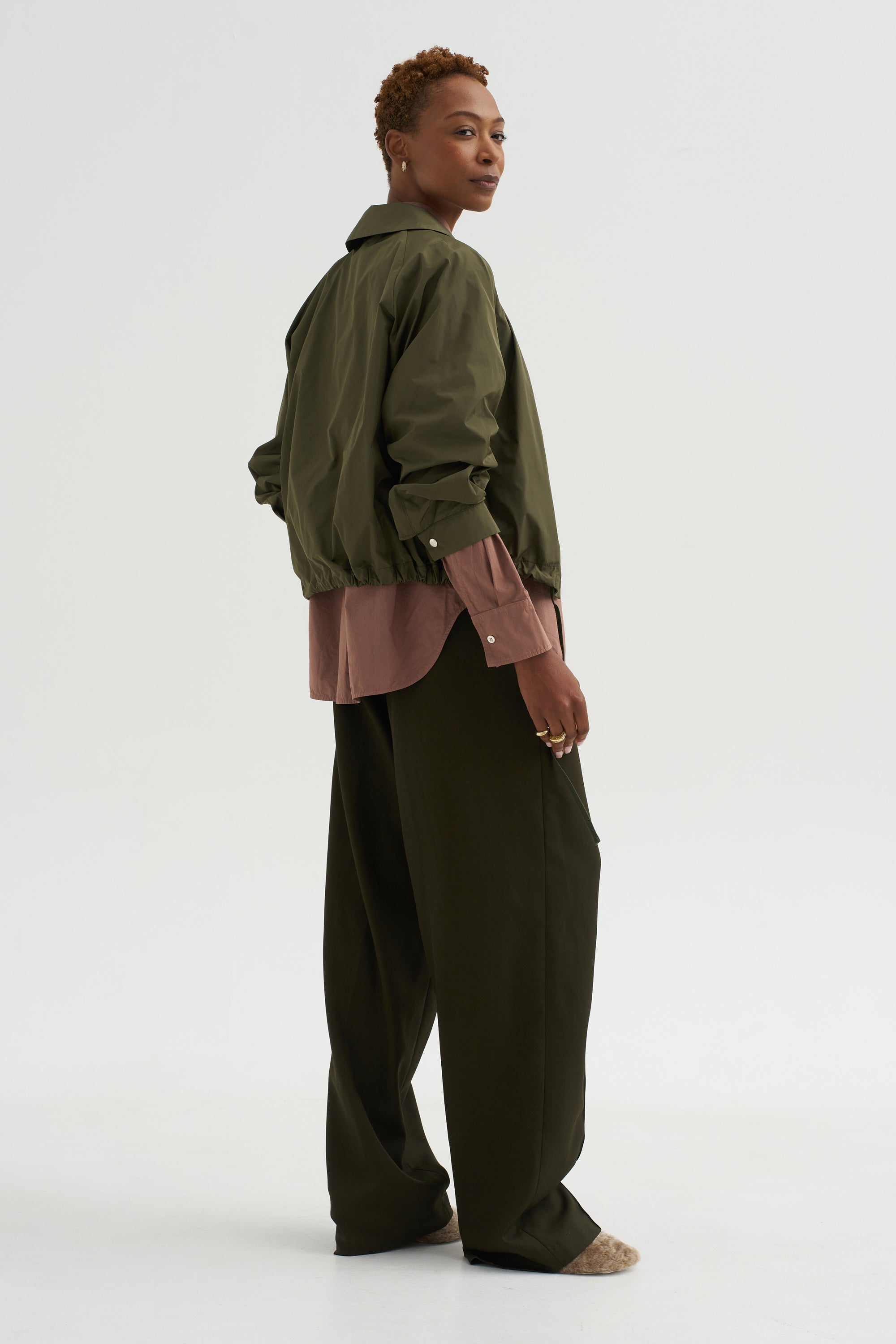 Corber Pant, Bark