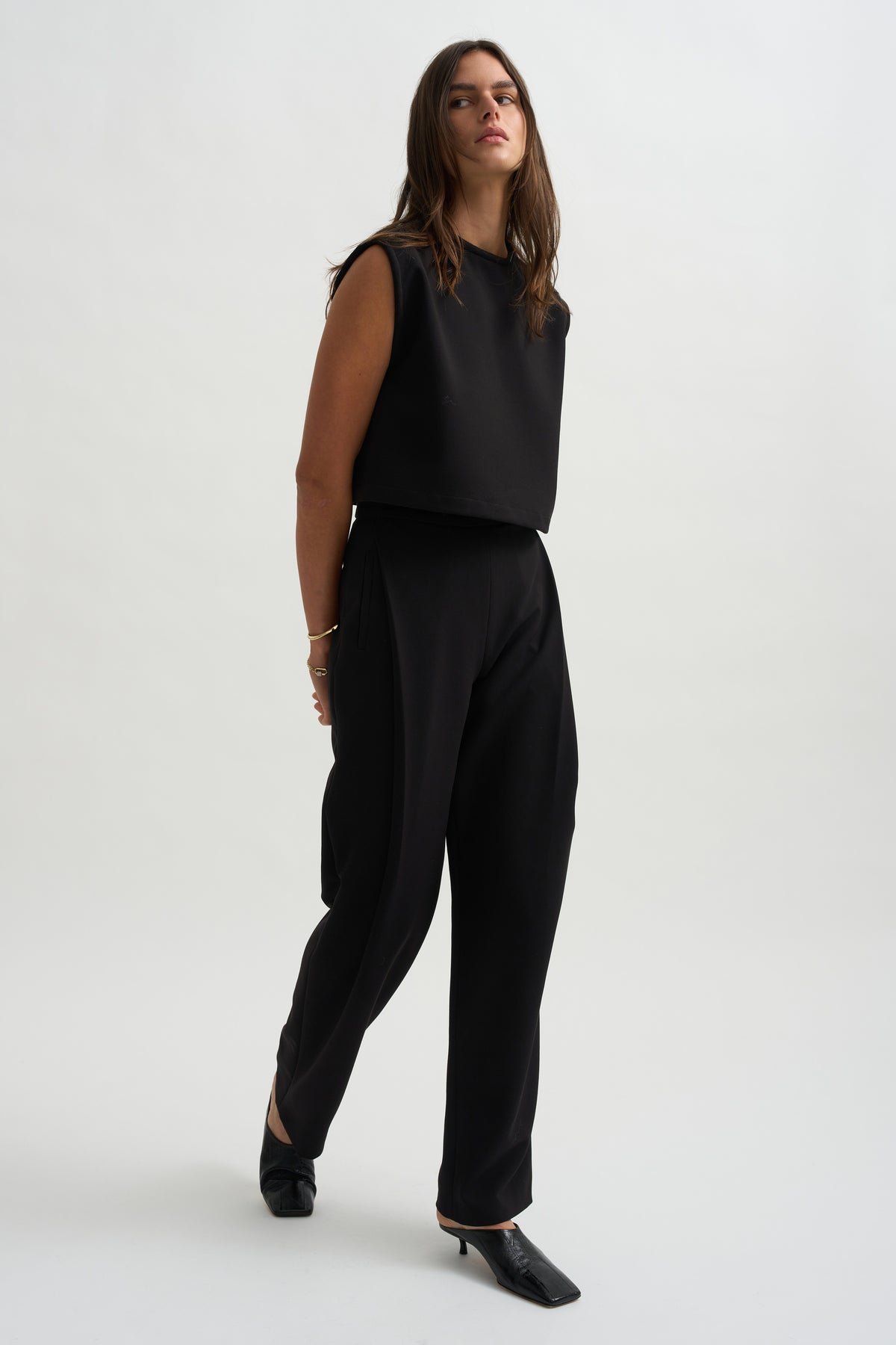 Adley Top