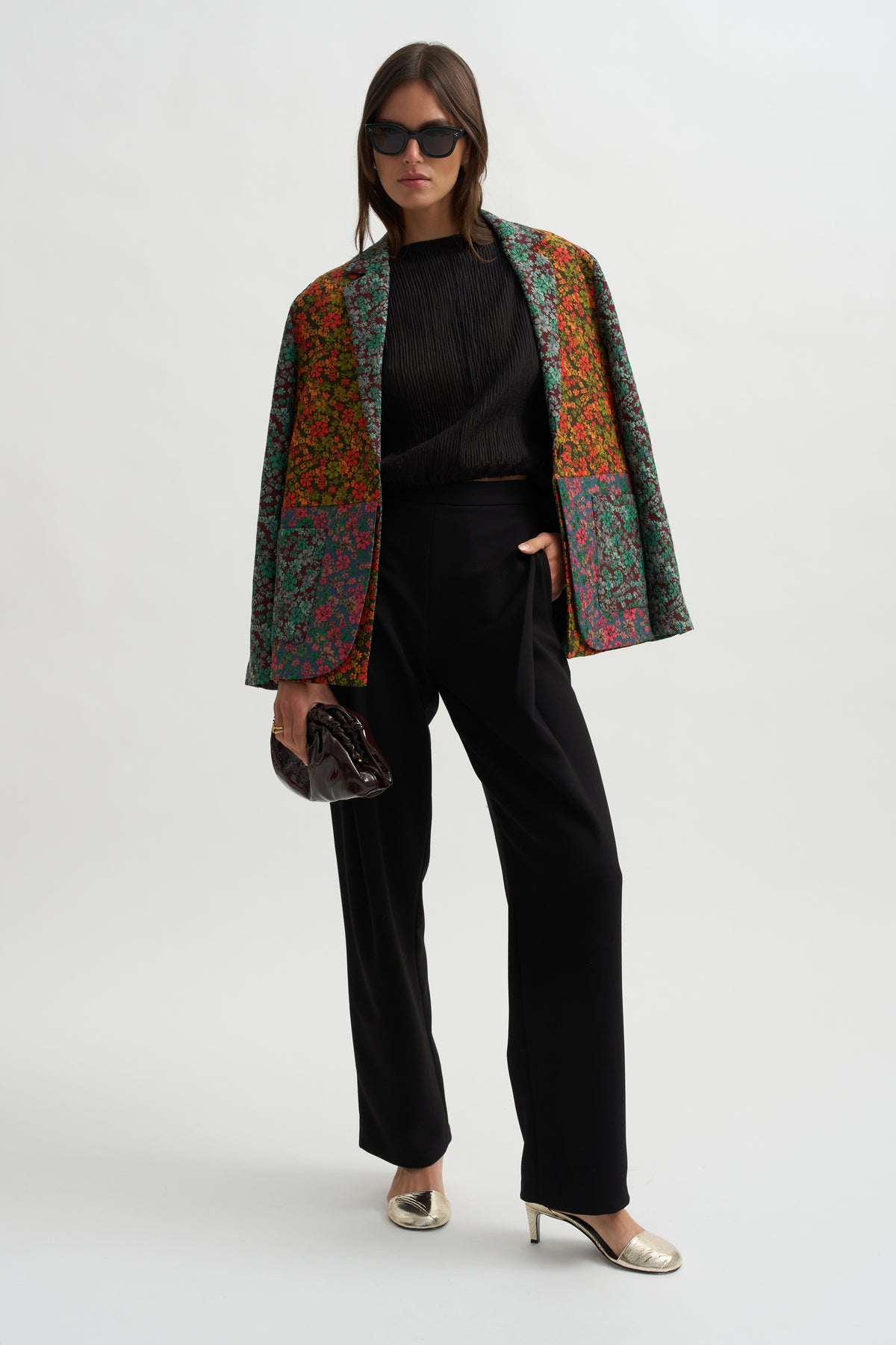 Dinis Pant, Black