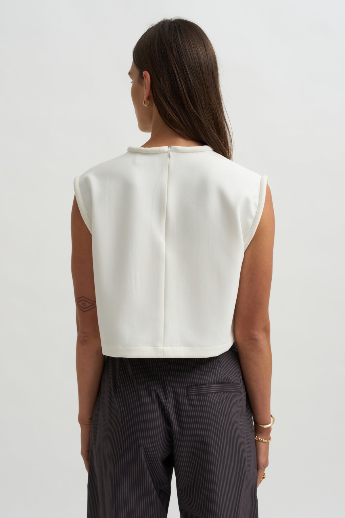 Adley Top