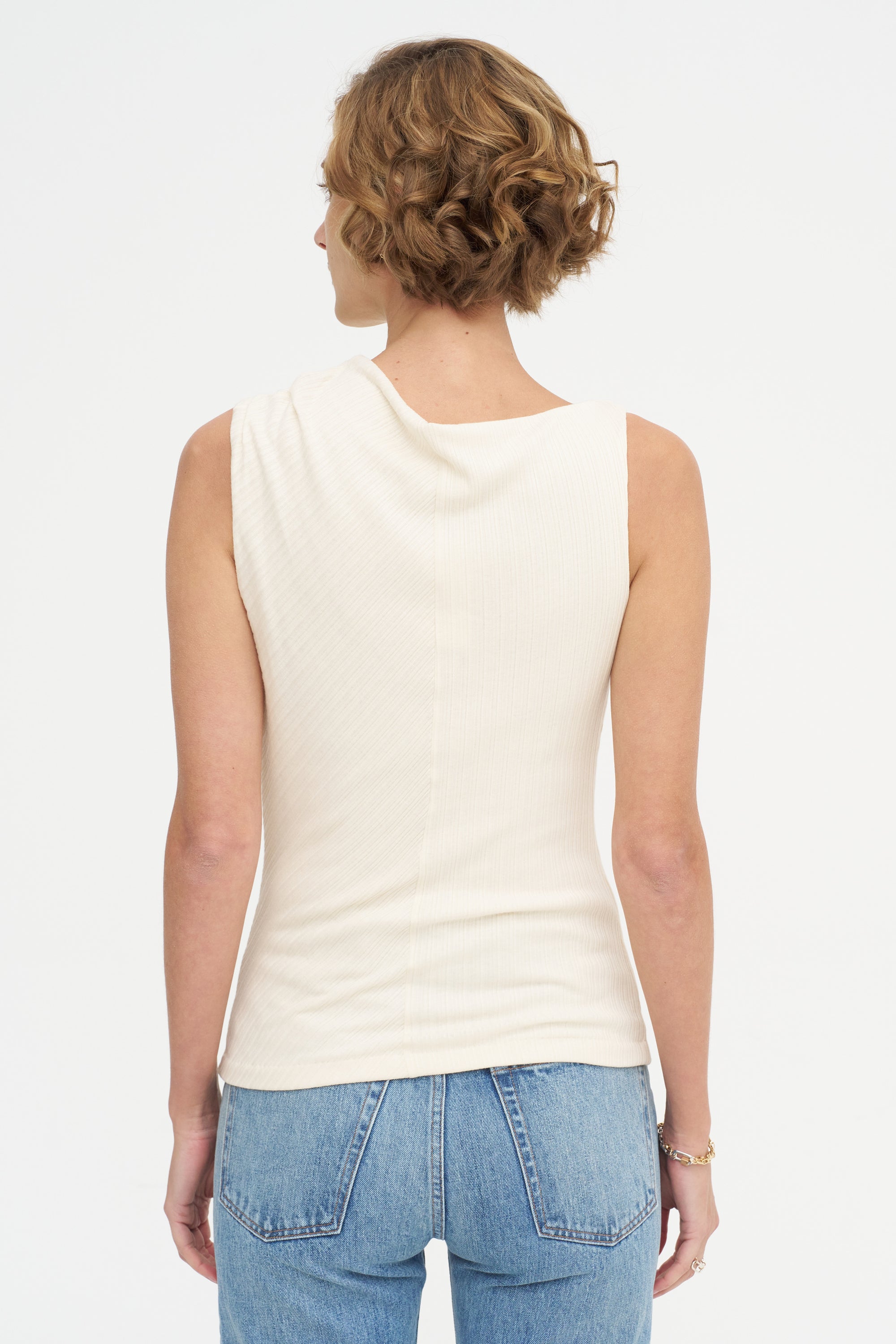 The Toga Sleeveless, Vanilla