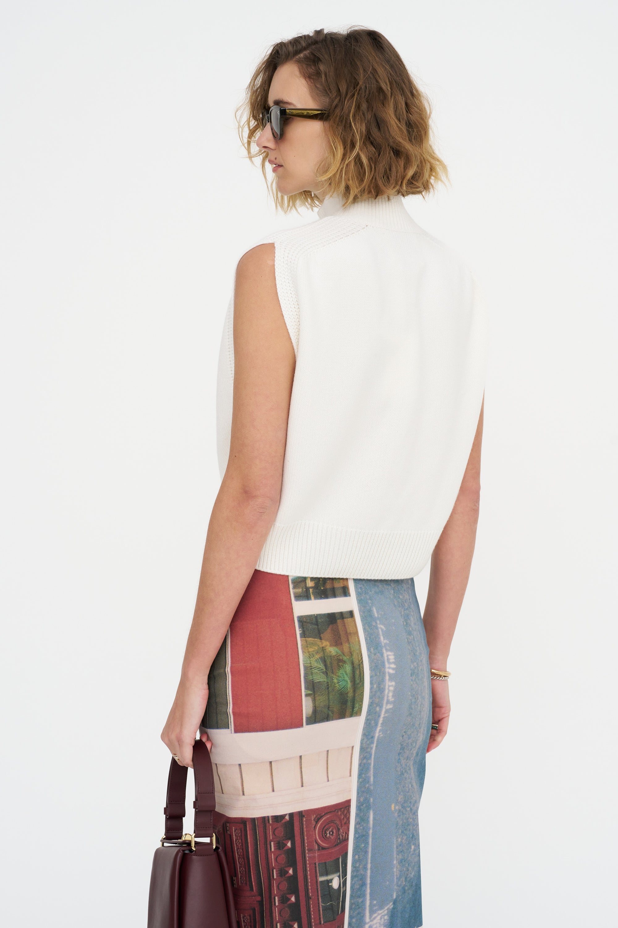 Sleeveless Cardi With Zip, White