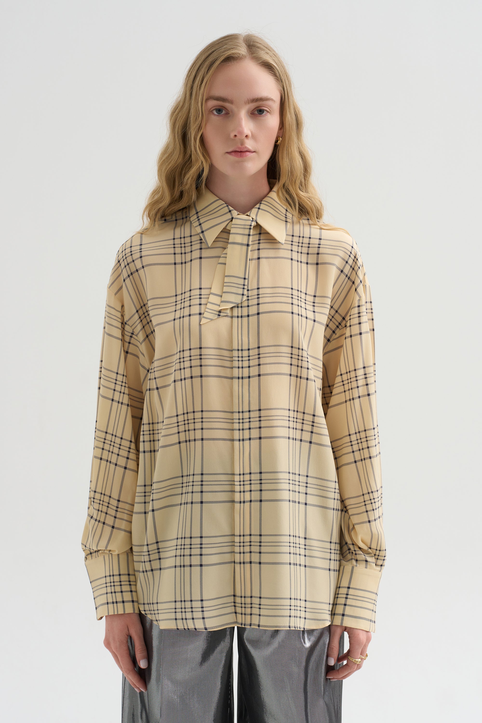 Su Shirt, Cream &amp; Blue