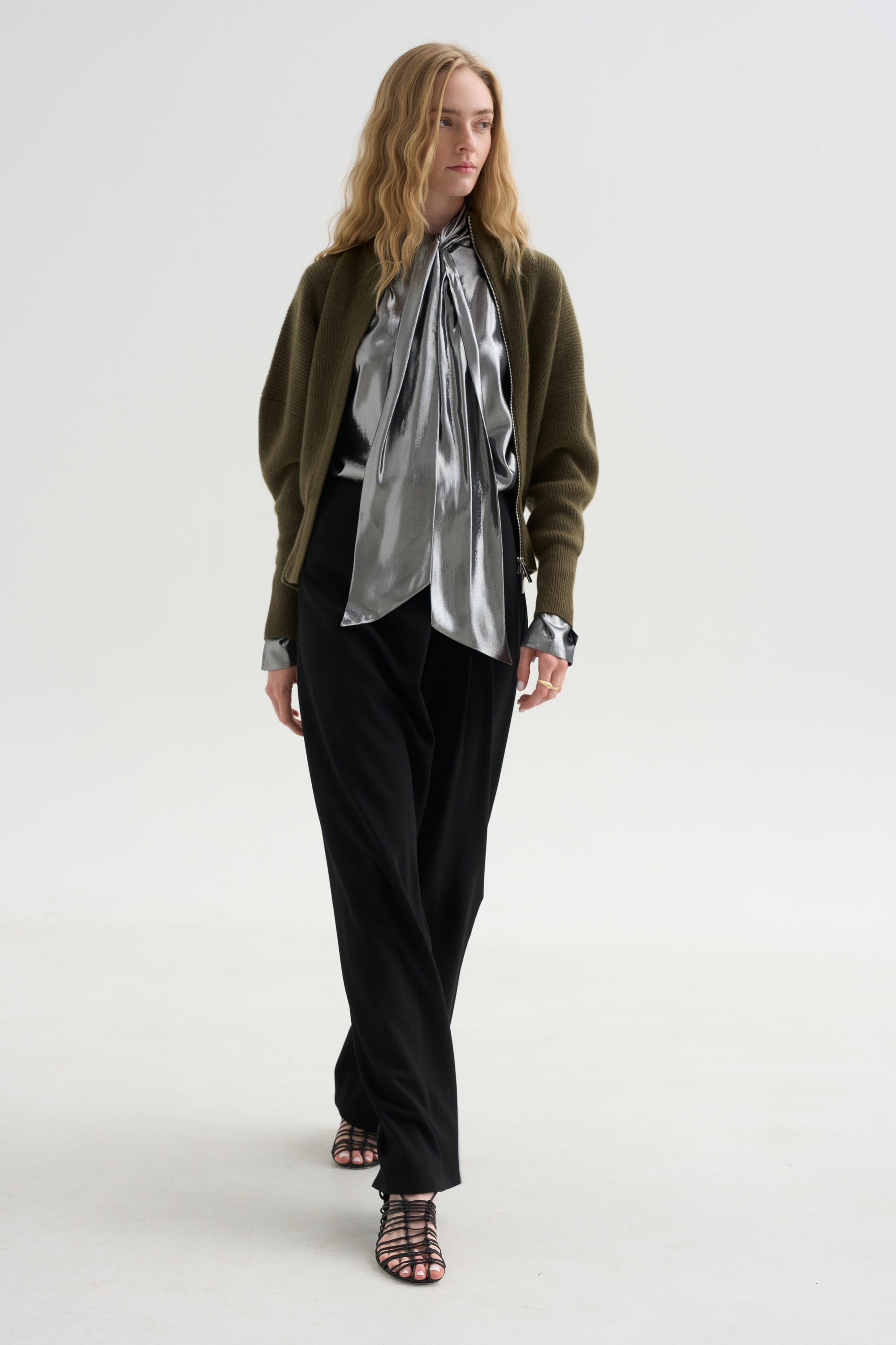Minerva Zipped Batwing Bomber, Dark Military