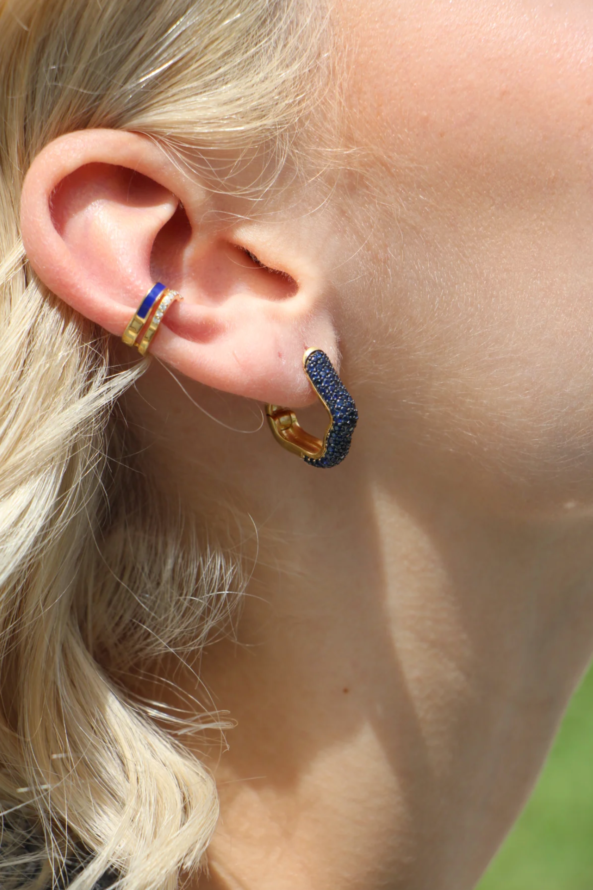 K SALAMOON - Large Sea Ice Bold Hoops, Sapphire