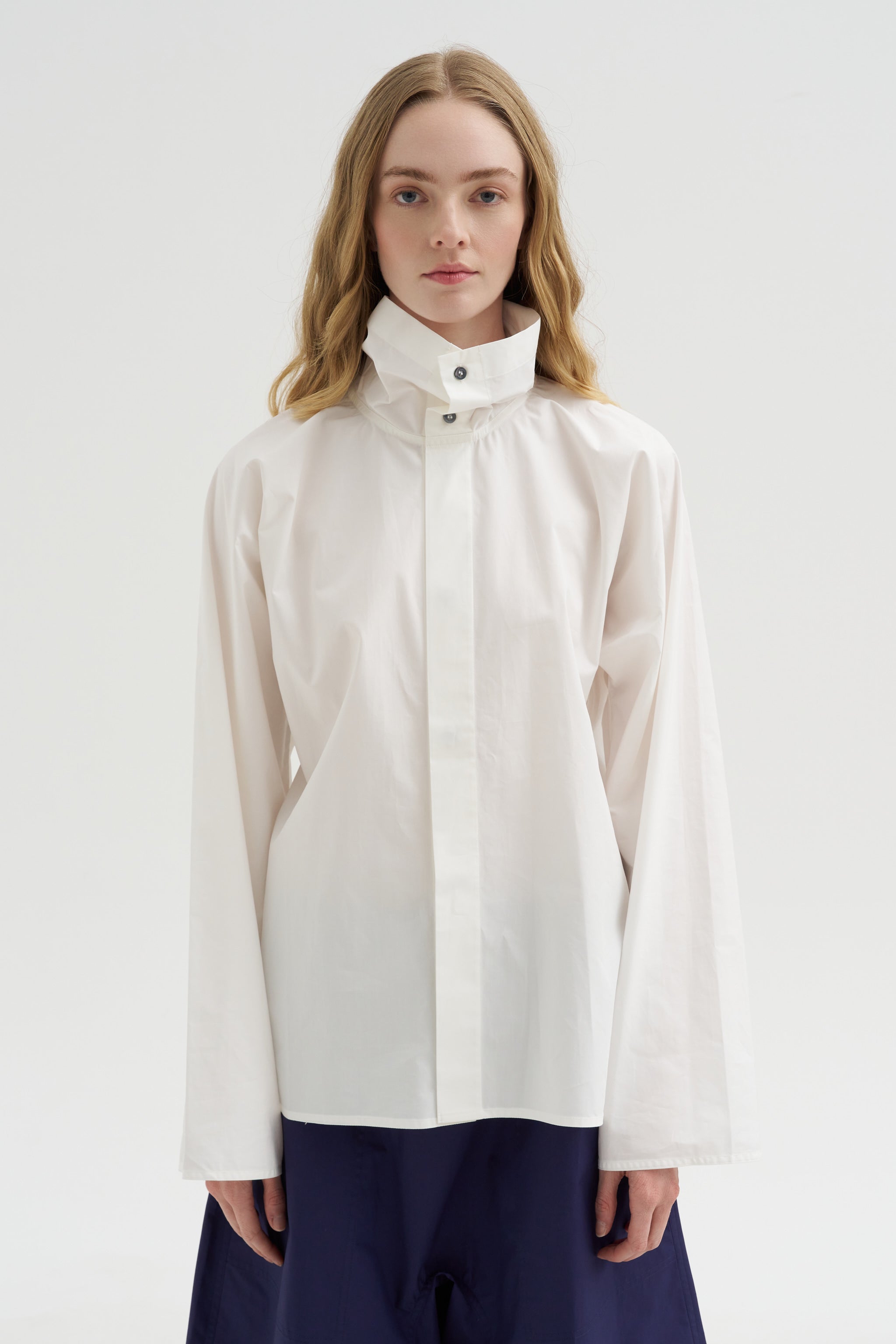 Belor CTop - Top-Pop Collar Shirt, Off White – Kick Pleat