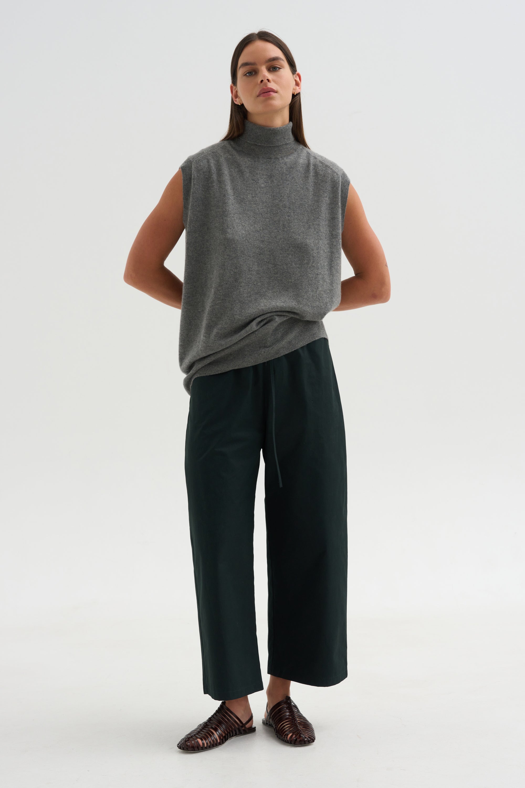 Cashmere Sleeveless Turtleneck, Metal Melange