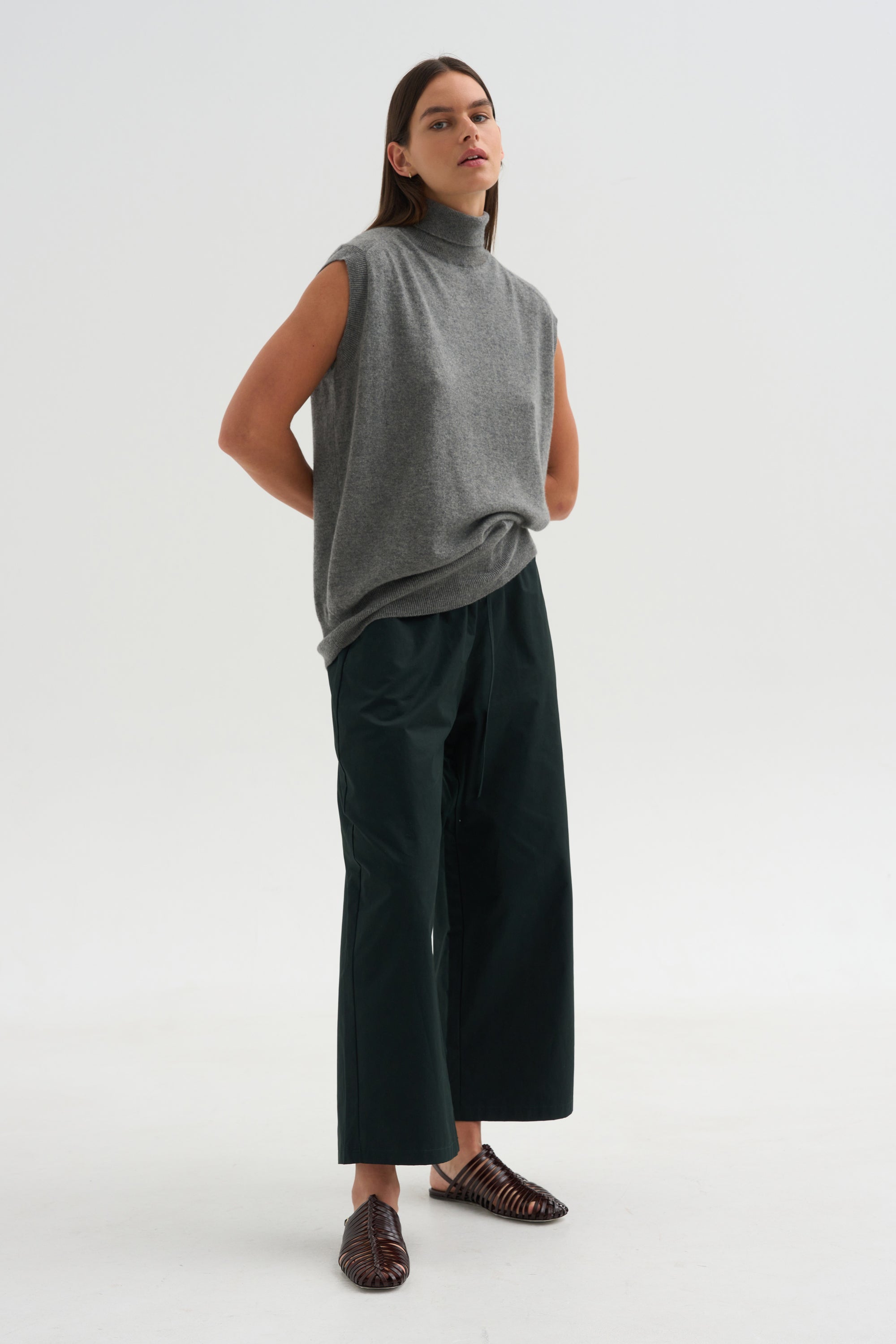 Cashmere Sleeveless Turtleneck, Metal Melange