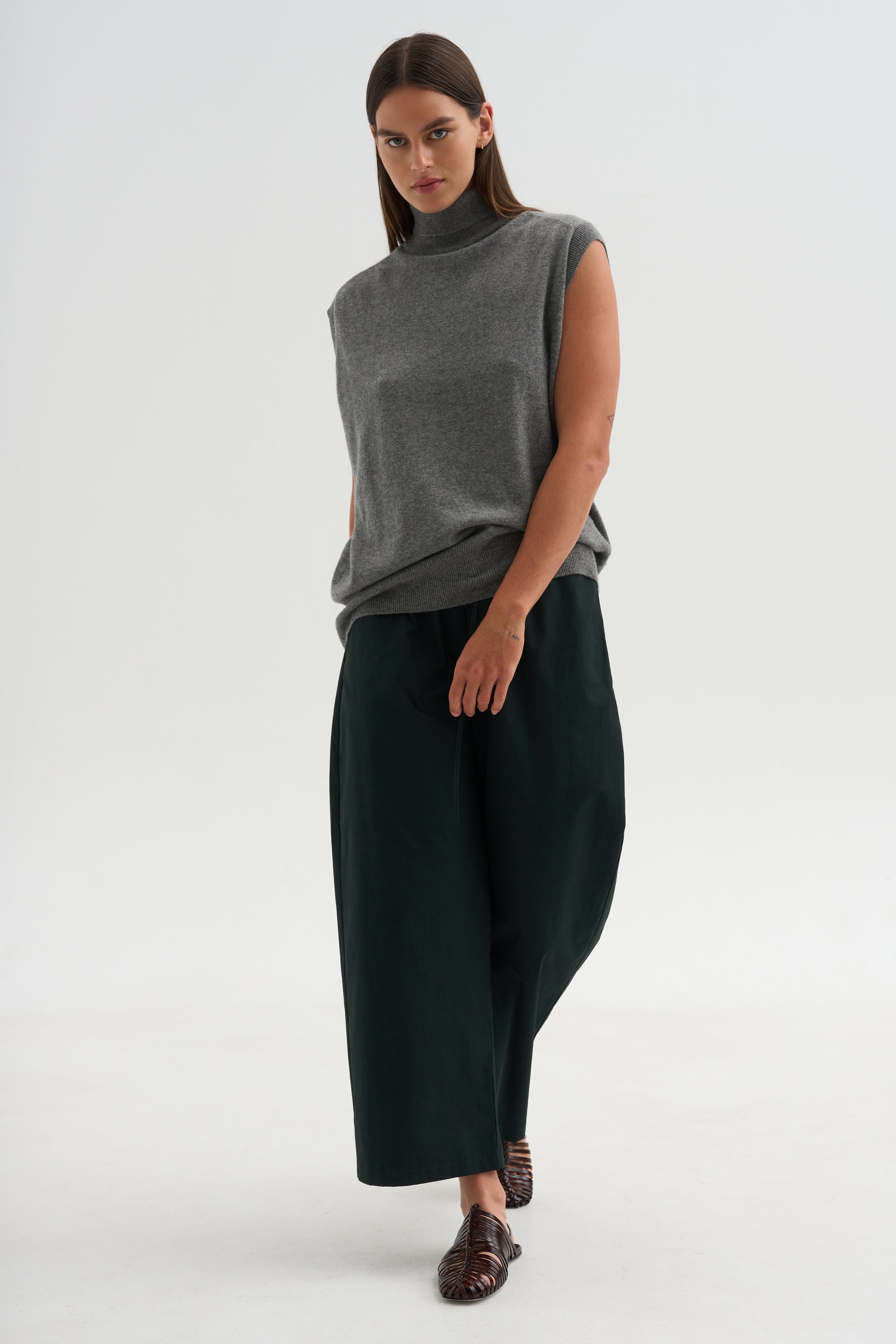Cashmere Sleeveless Turtleneck, Metal Melange