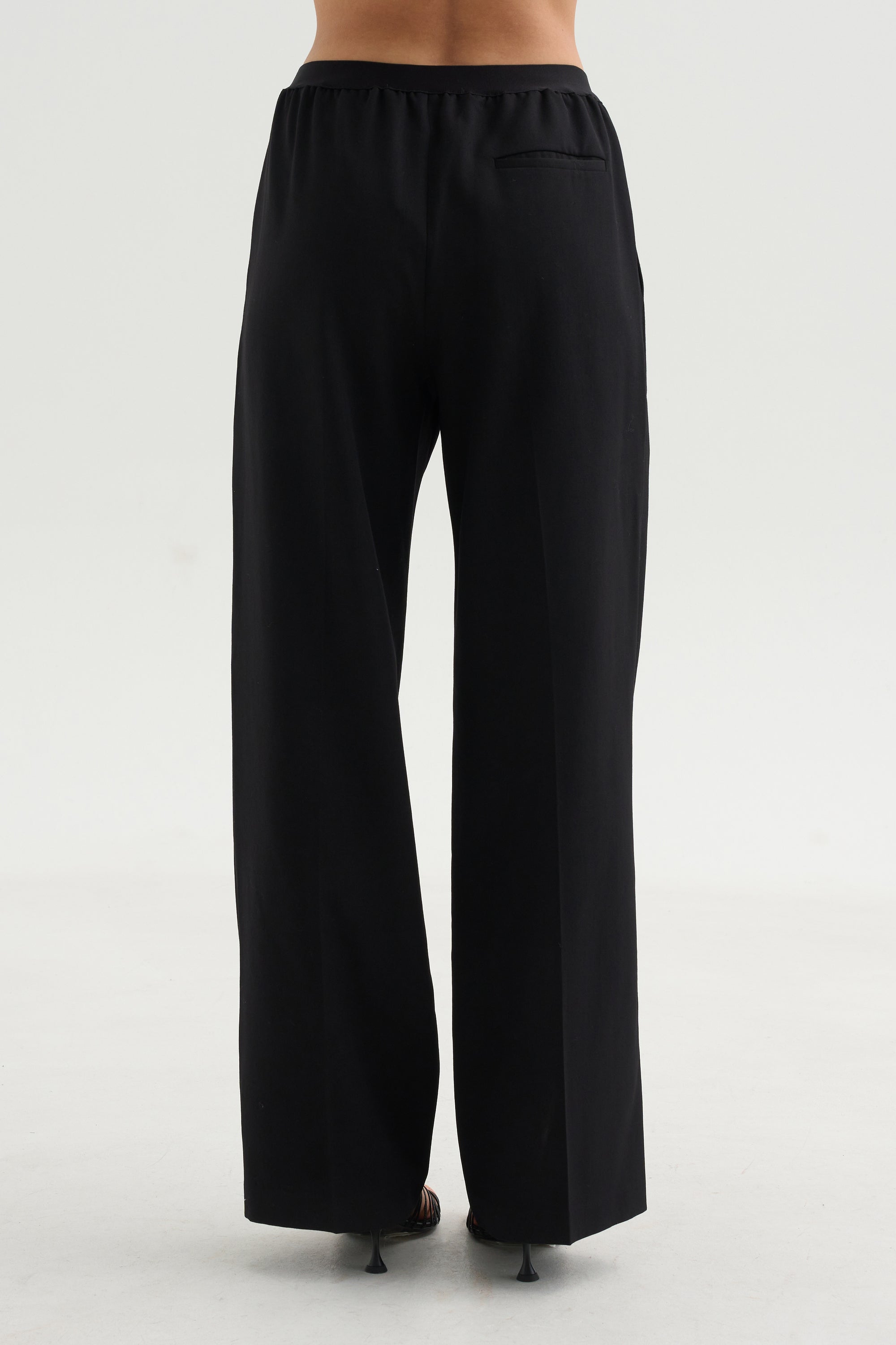 New Easy Fit Pants, Black