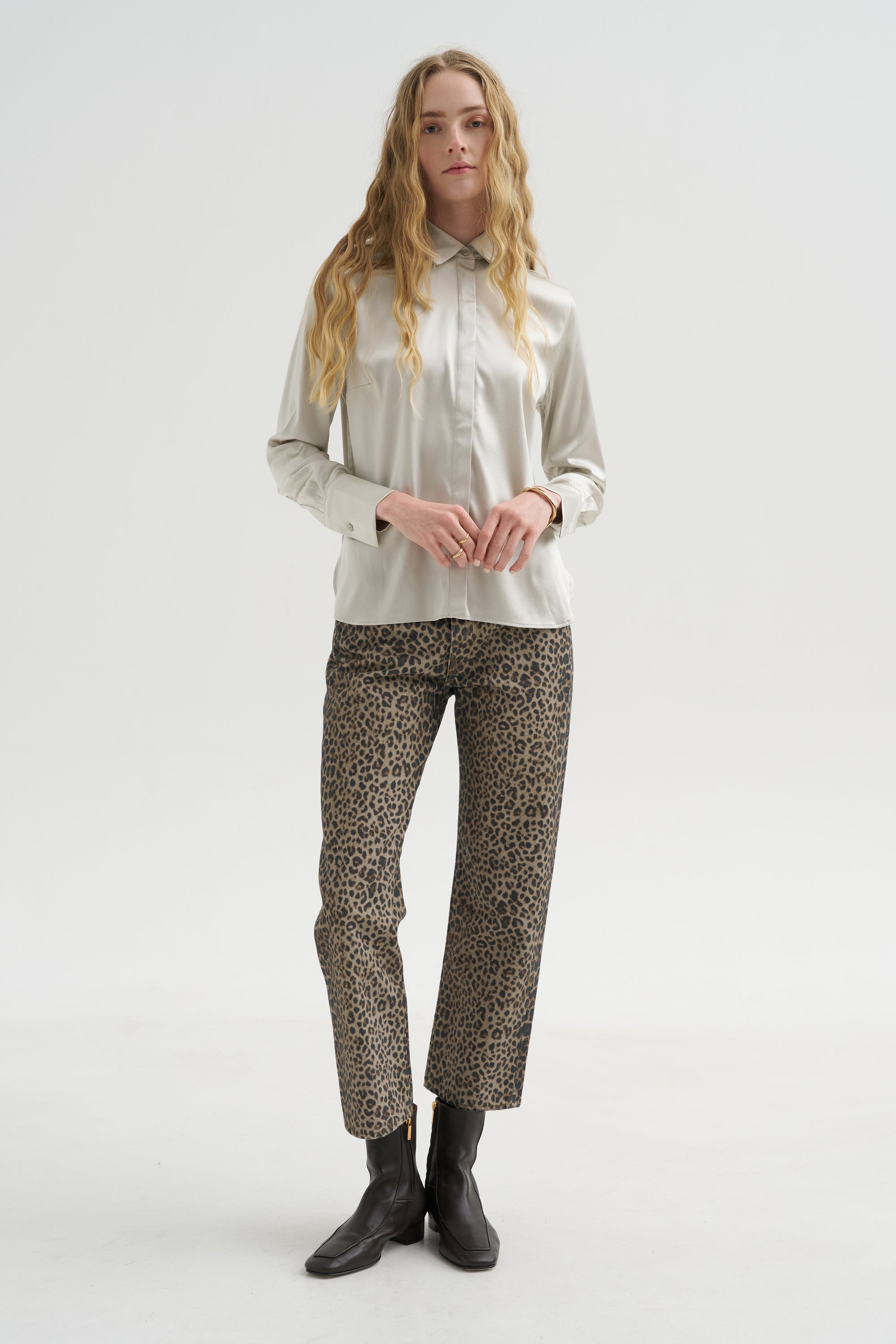 Bonnie Blouse, Cloud