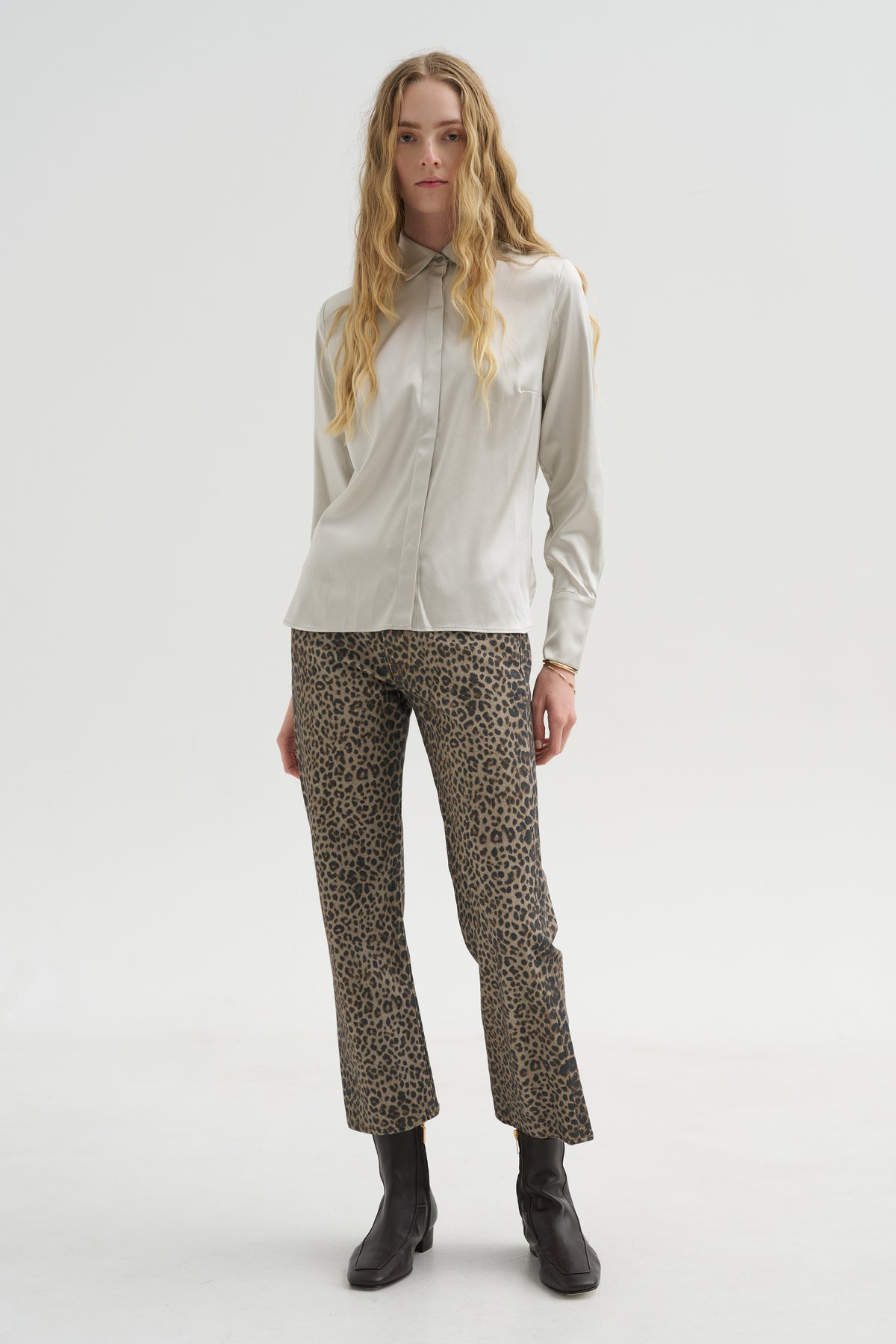 Bonnie Blouse, Cloud