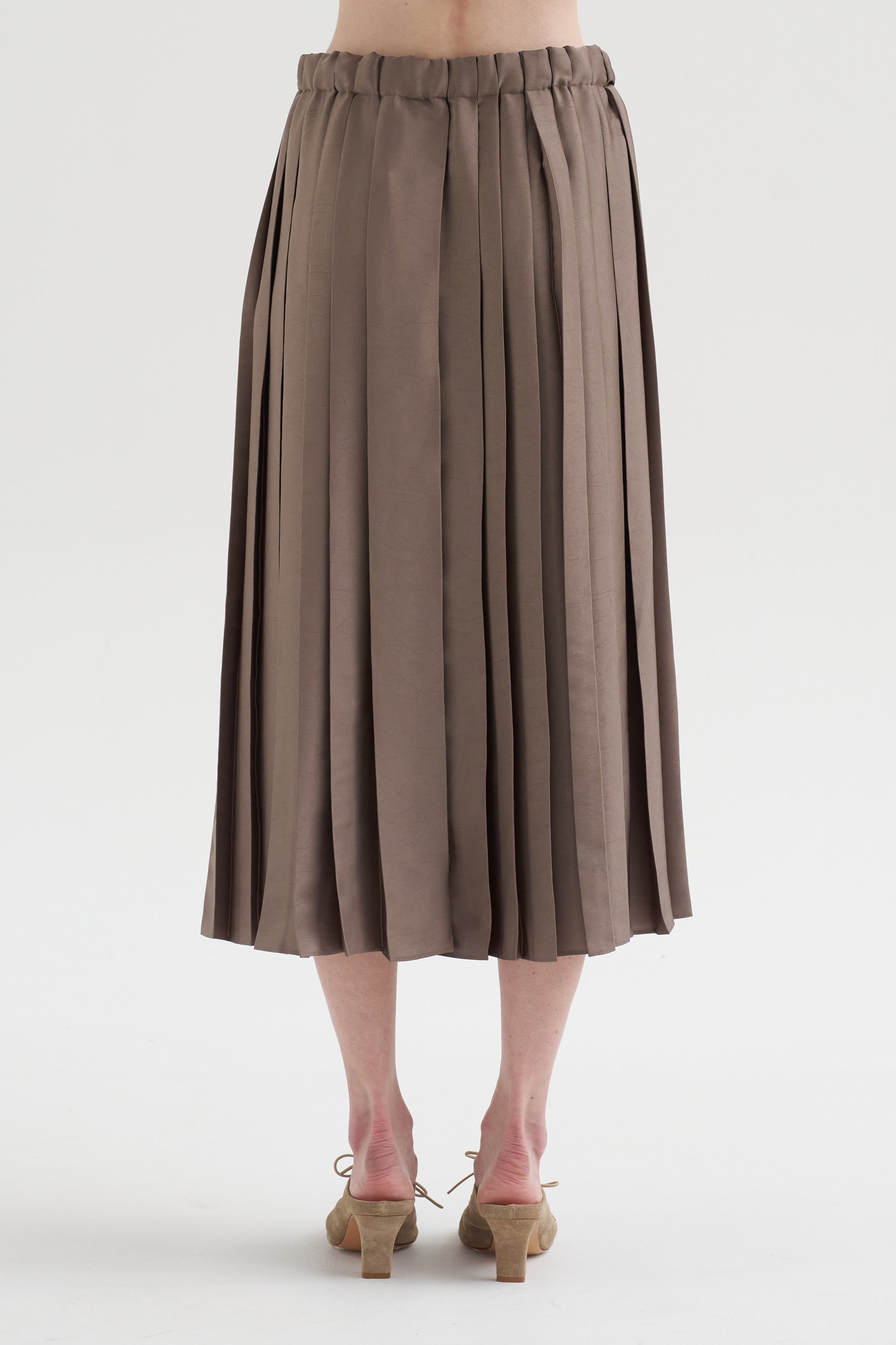 Feather Weight Pleated Pull On Skirt