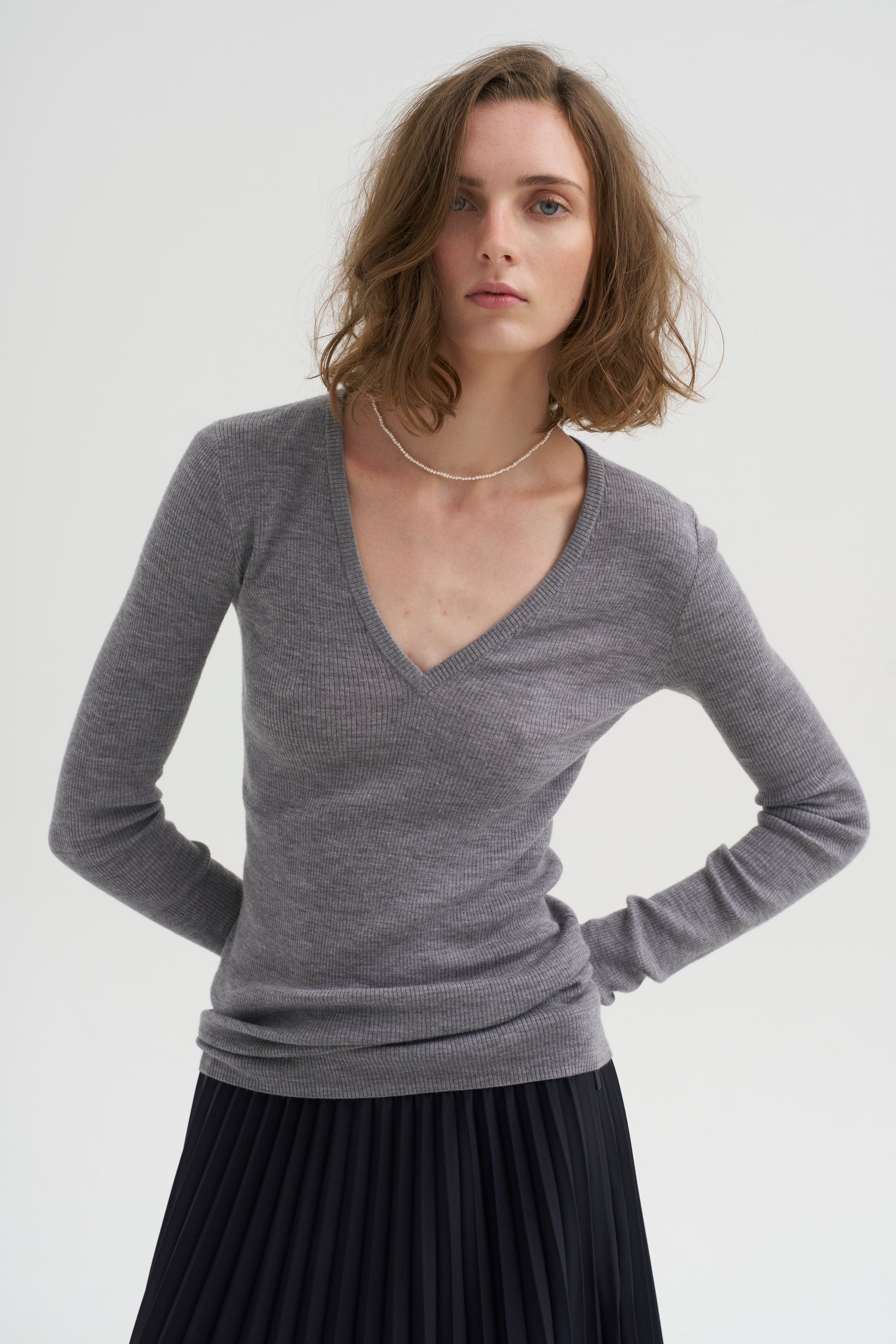 PRE-ORDER • Feather Weight Ribbed Sweater V-Neck Pullover, Heather Grey