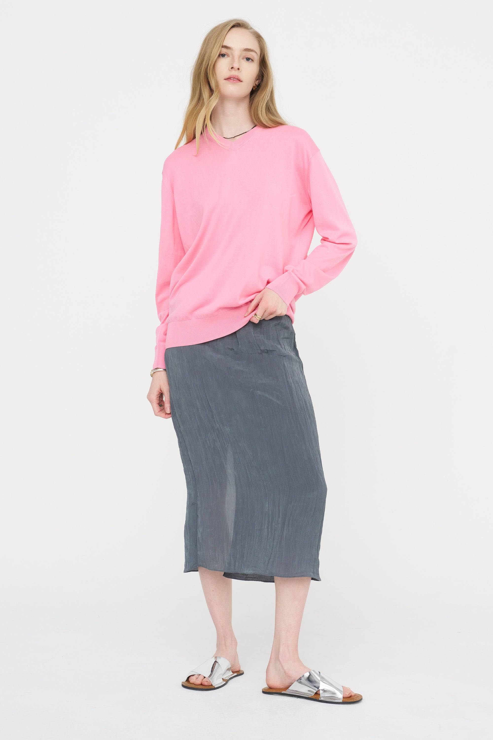 Super Fine Gauge Perfect V-Neck Men's Pullover, Bubble Gum Pink