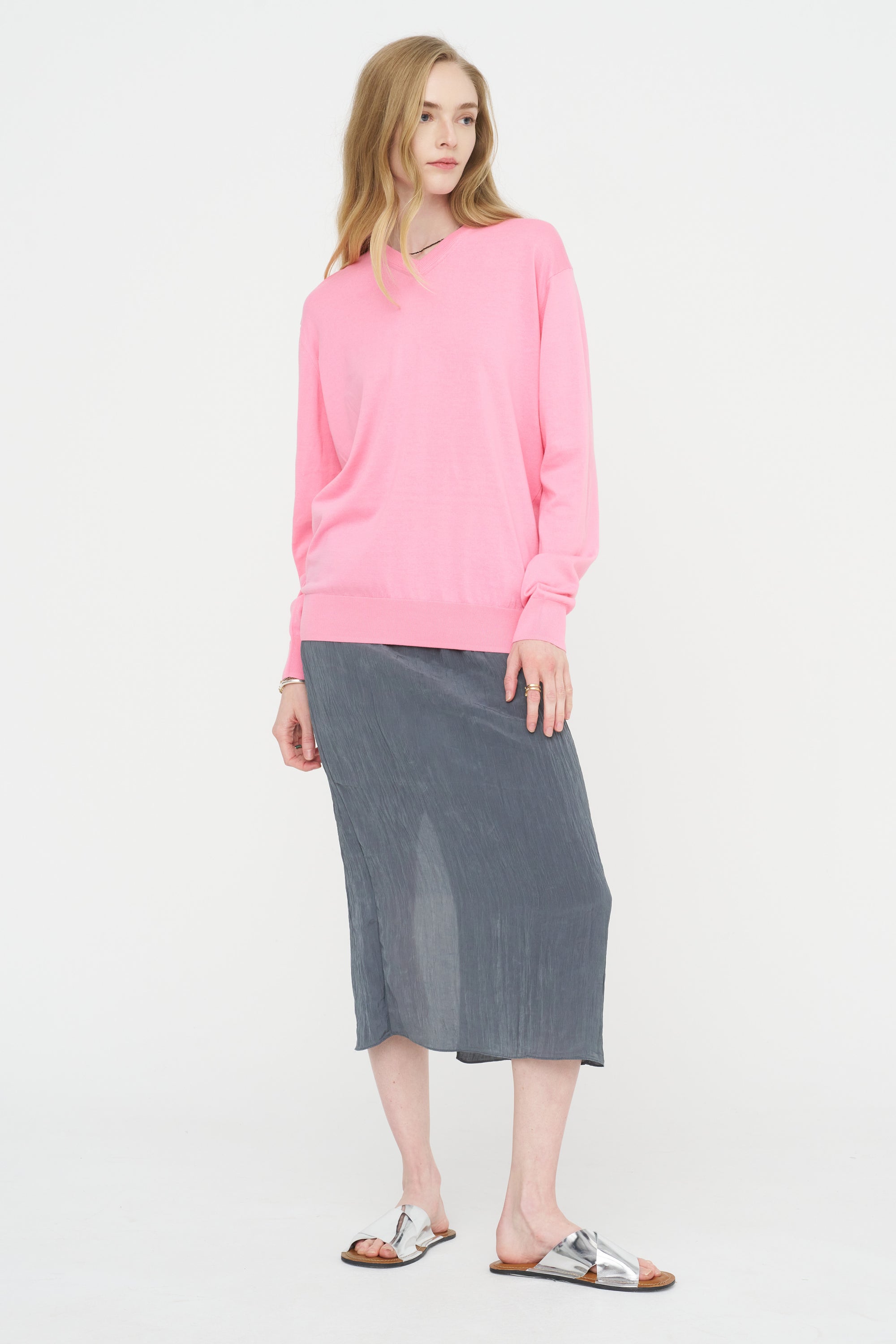 Super Fine Gauge Perfect V-Neck Men's Pullover, Bubble Gum Pink