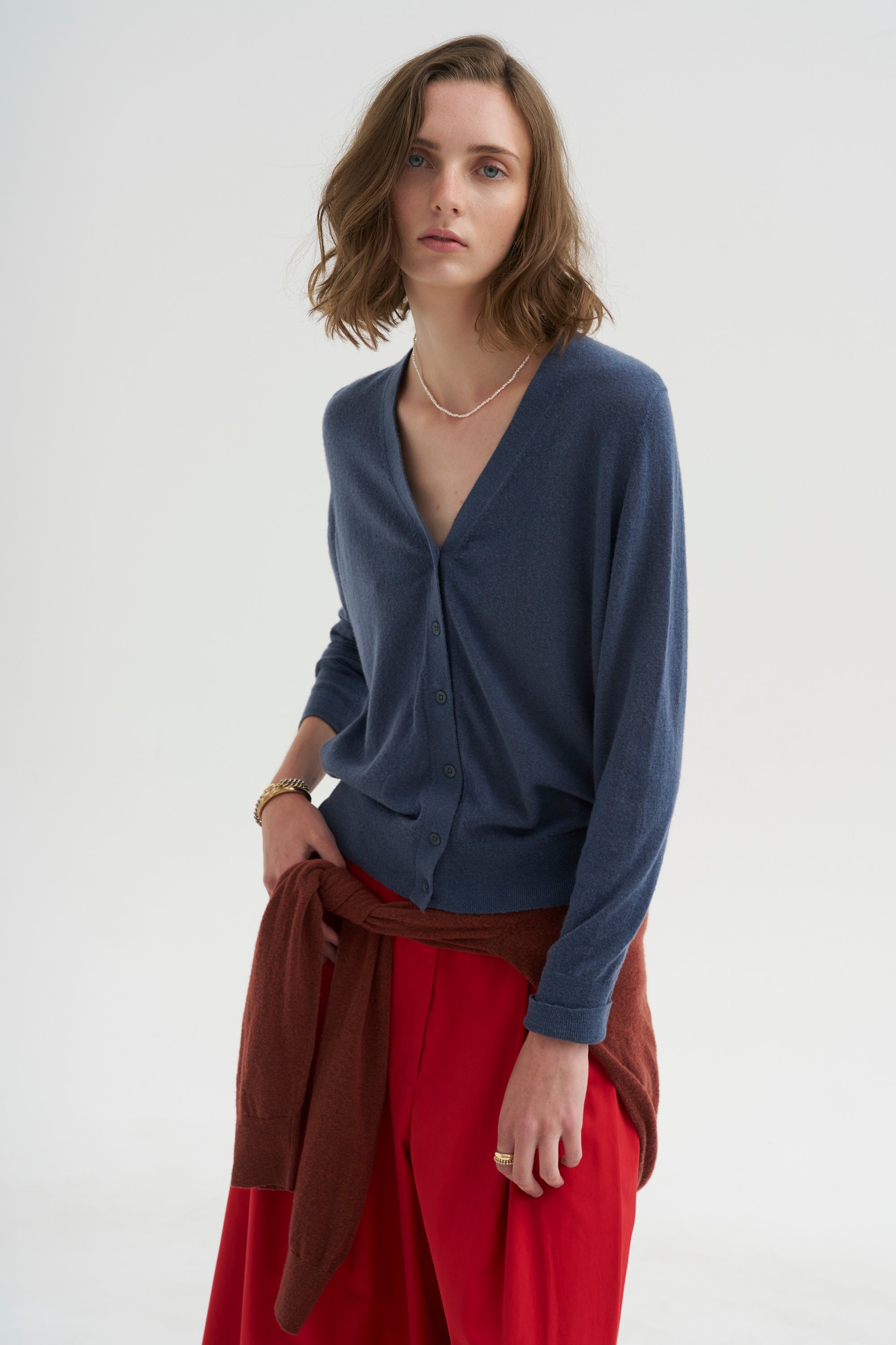 PRE-ORDER • Skinlike Mercerized Wool V-Neck Shrunken Cardigan, Blue Fog