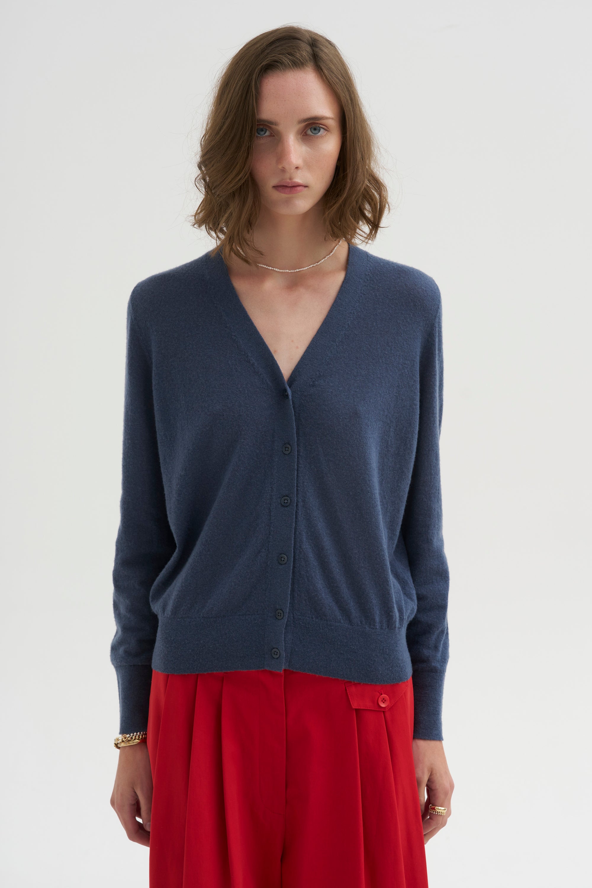 PRE-ORDER • Skinlike Mercerized Wool V-Neck Shrunken Cardigan, Blue Fog