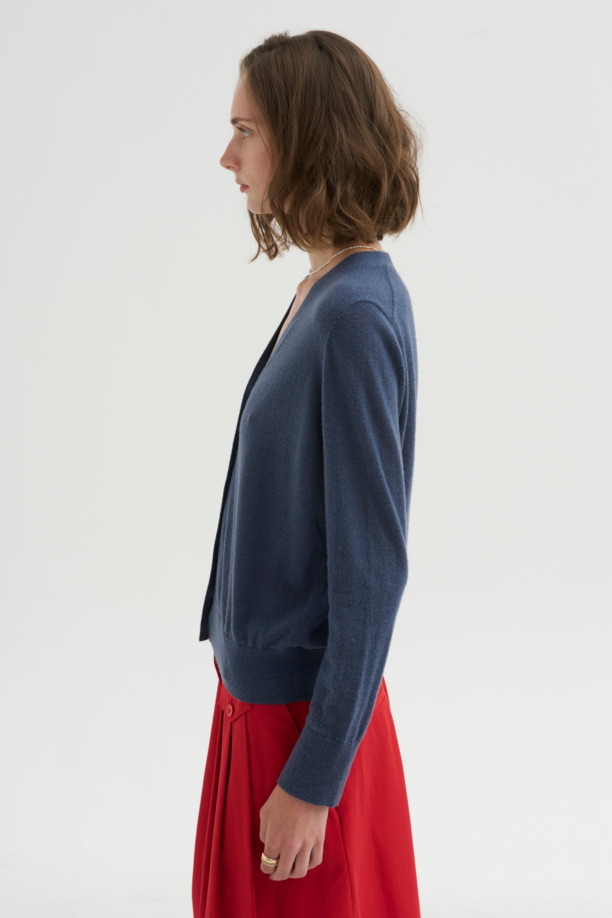 PRE-ORDER • Skinlike Mercerized Wool V-Neck Shrunken Cardigan, Blue Fog
