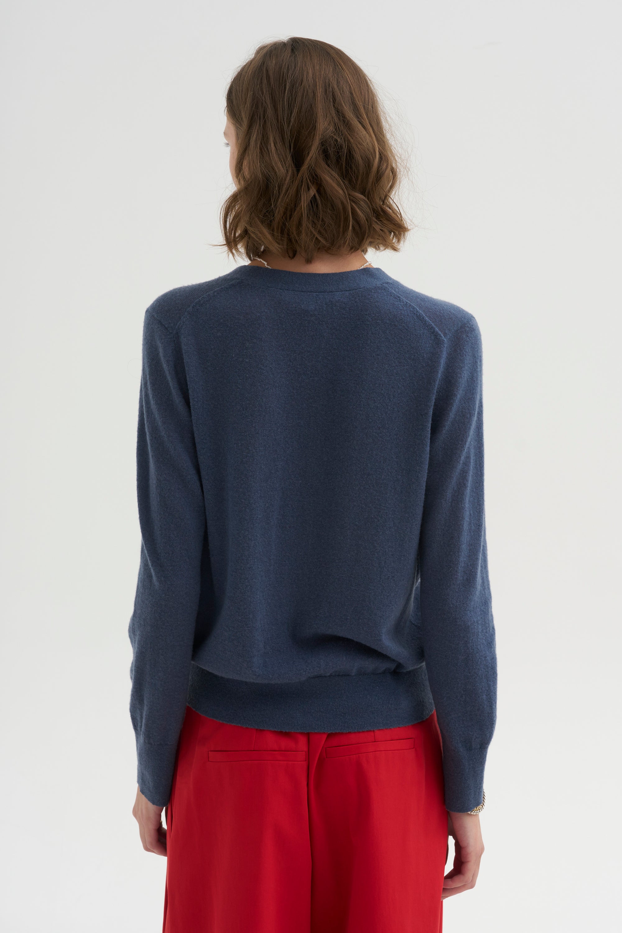 PRE-ORDER • Skinlike Mercerized Wool V-Neck Shrunken Cardigan, Blue Fog