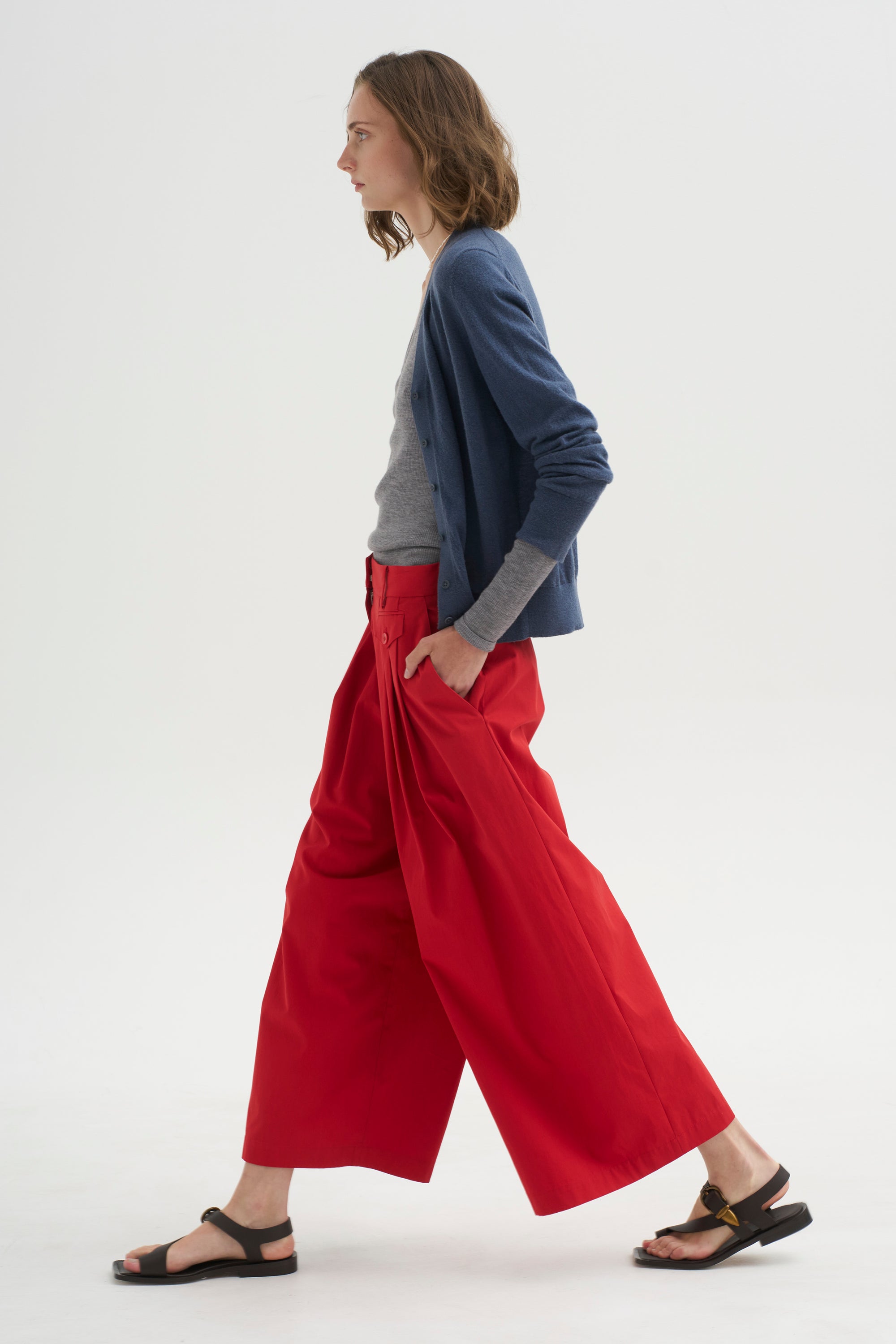 PRE-ORDER • Bio Twill Triple Pleat Cropped Pant, Red