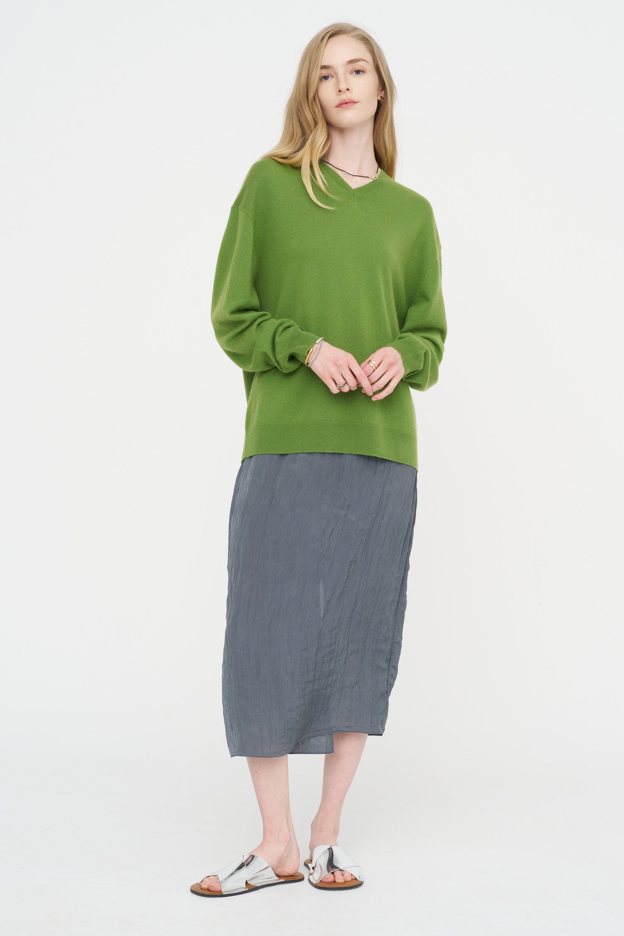 Washable Cashmere Easy V-Neck Sweater, Avocado