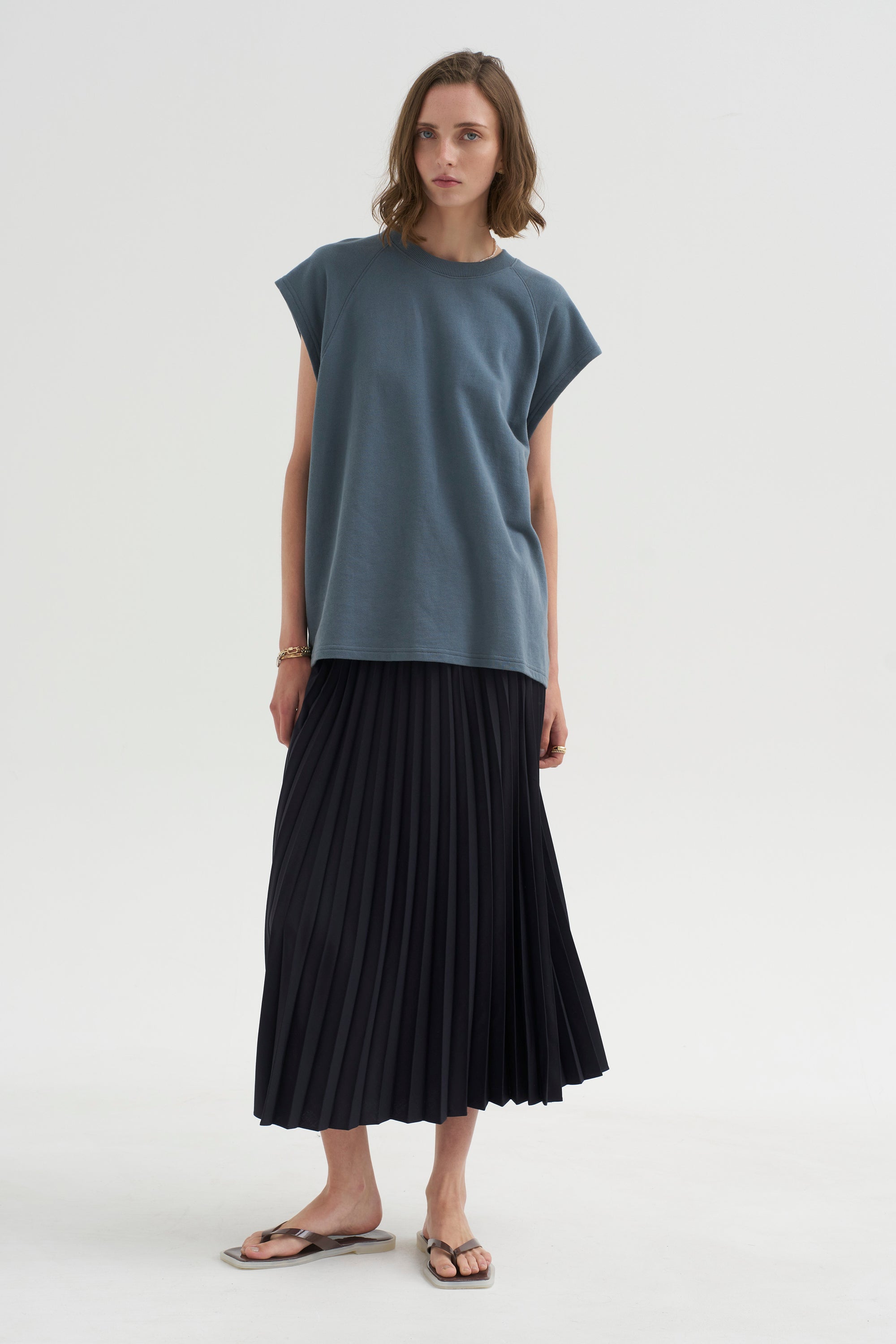 PRE-ORDER • Light Weight Sweatshirting Sleeveless Easy Top