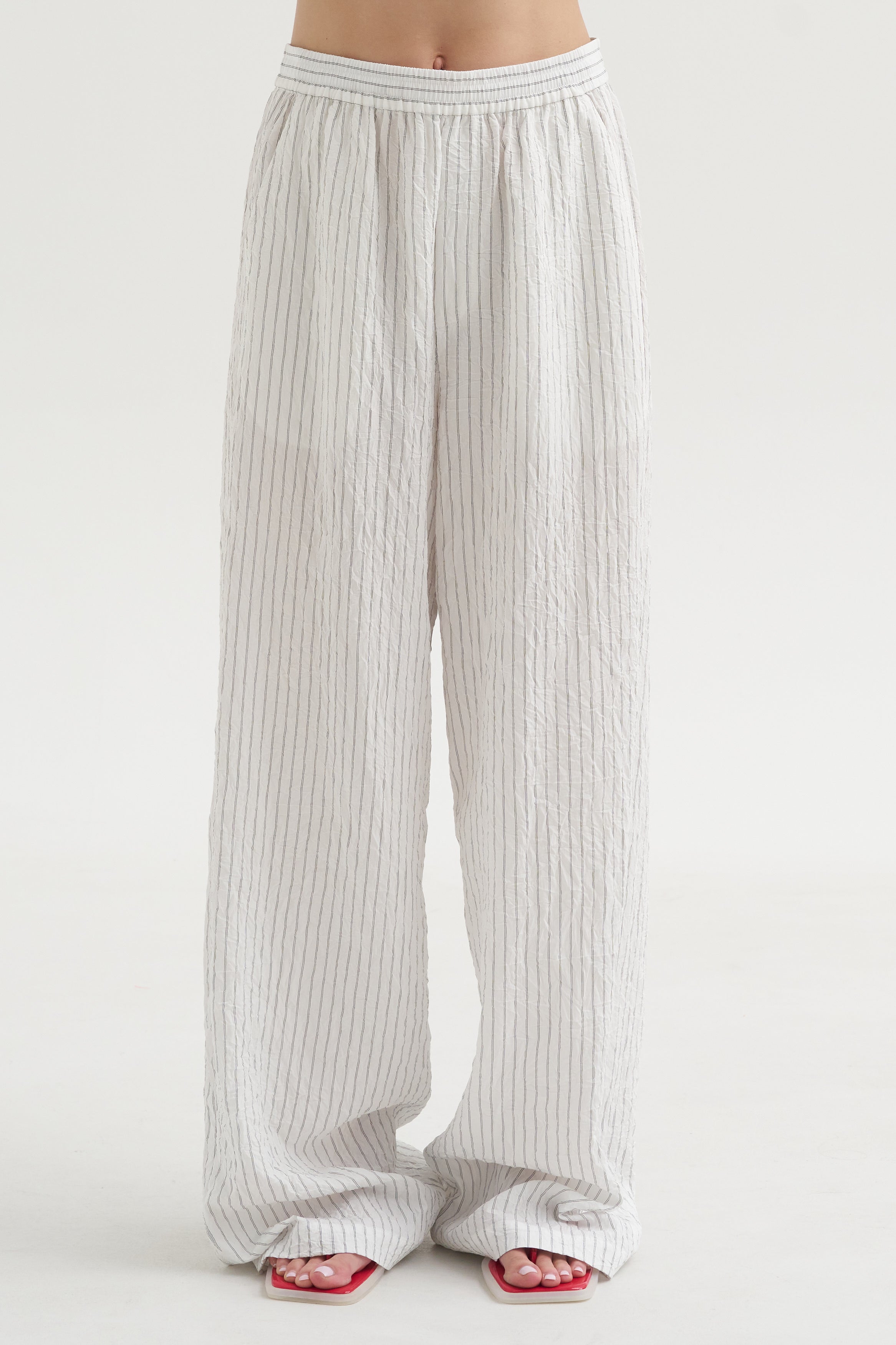 Crinkle Stripe Summer Suiting Wide Leg Pull On Pant, Ivory Multi