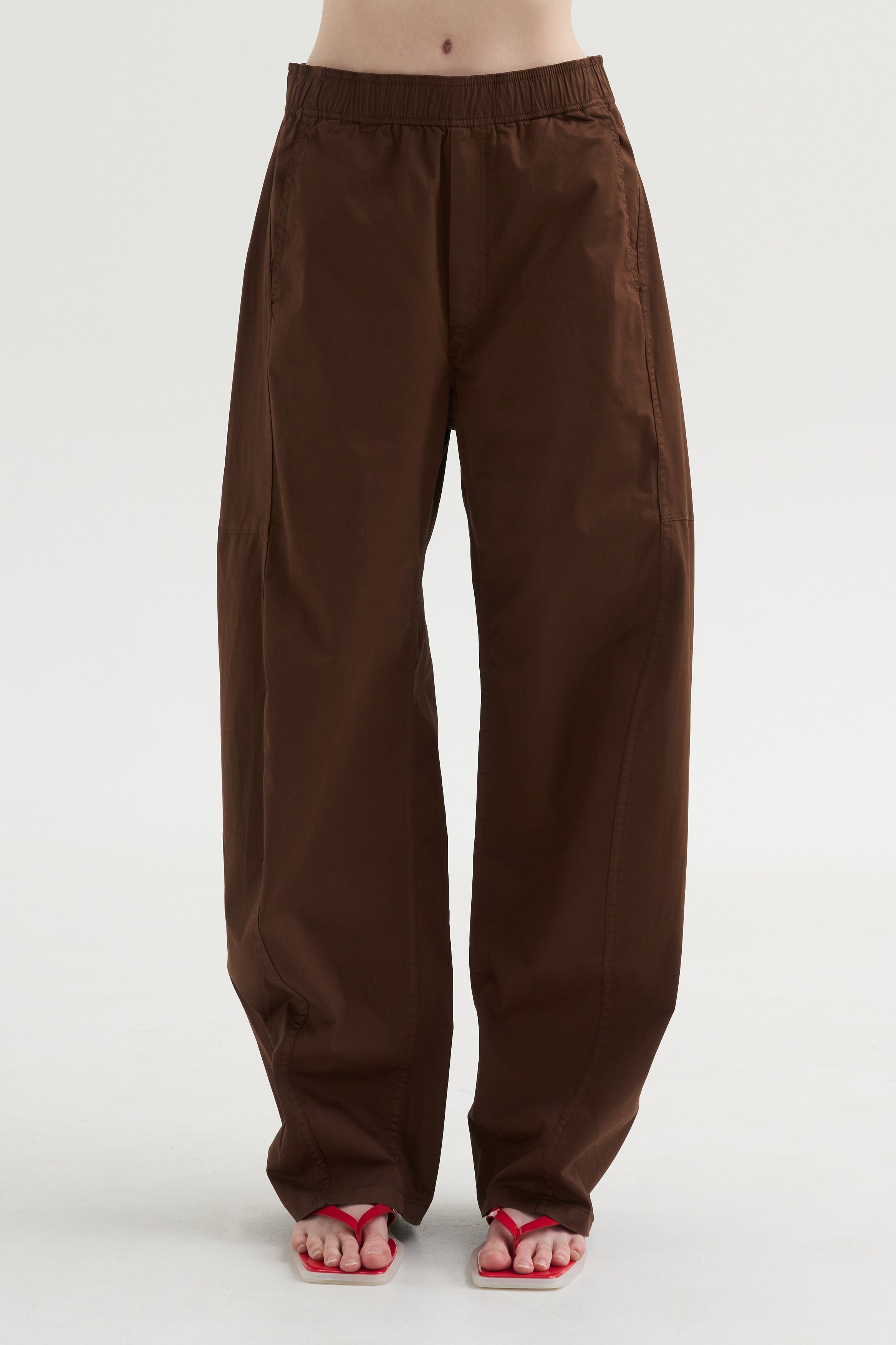 Garment Dyed Silky Cotton Winslow Pull On Pant, Brown – Kick Pleat