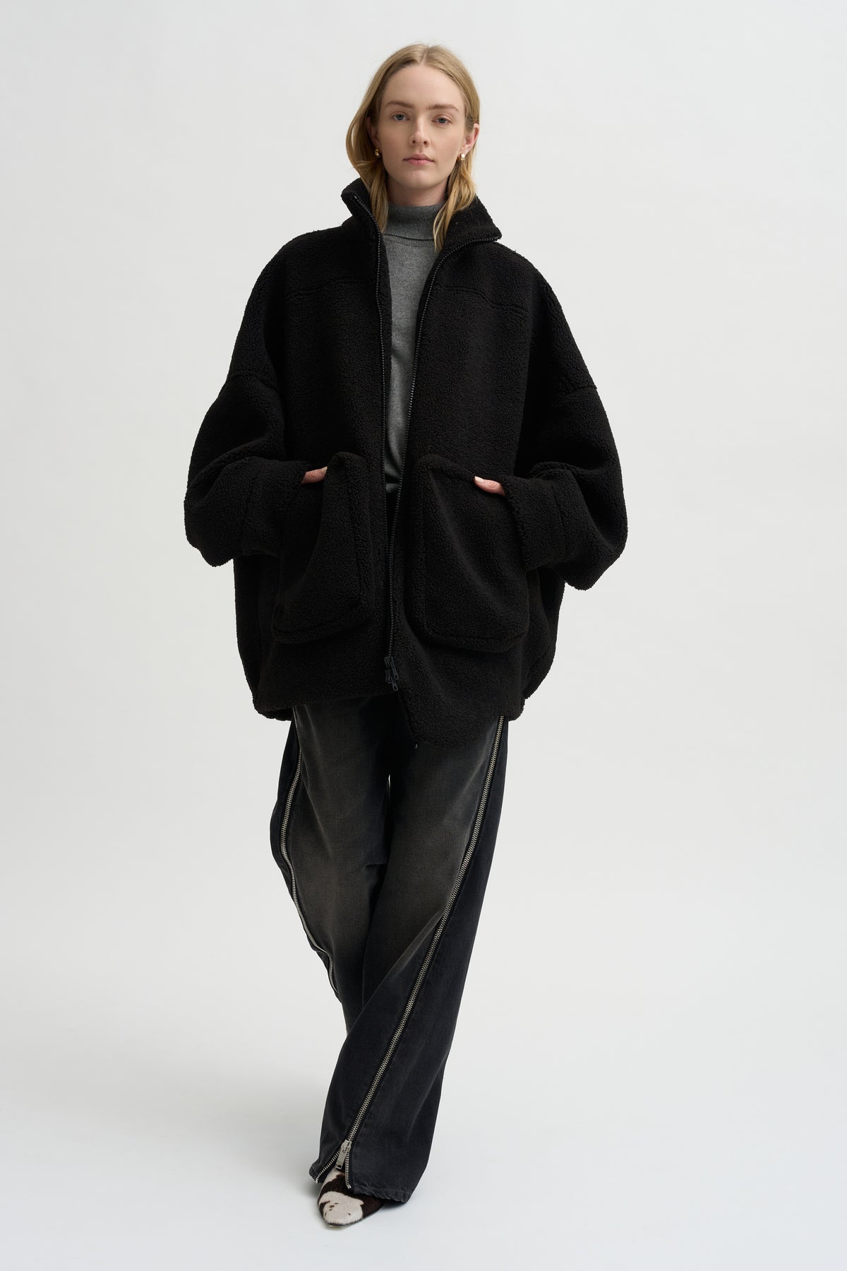Pre-Order • Zip-Up Bomber Cozy Fleece, Black