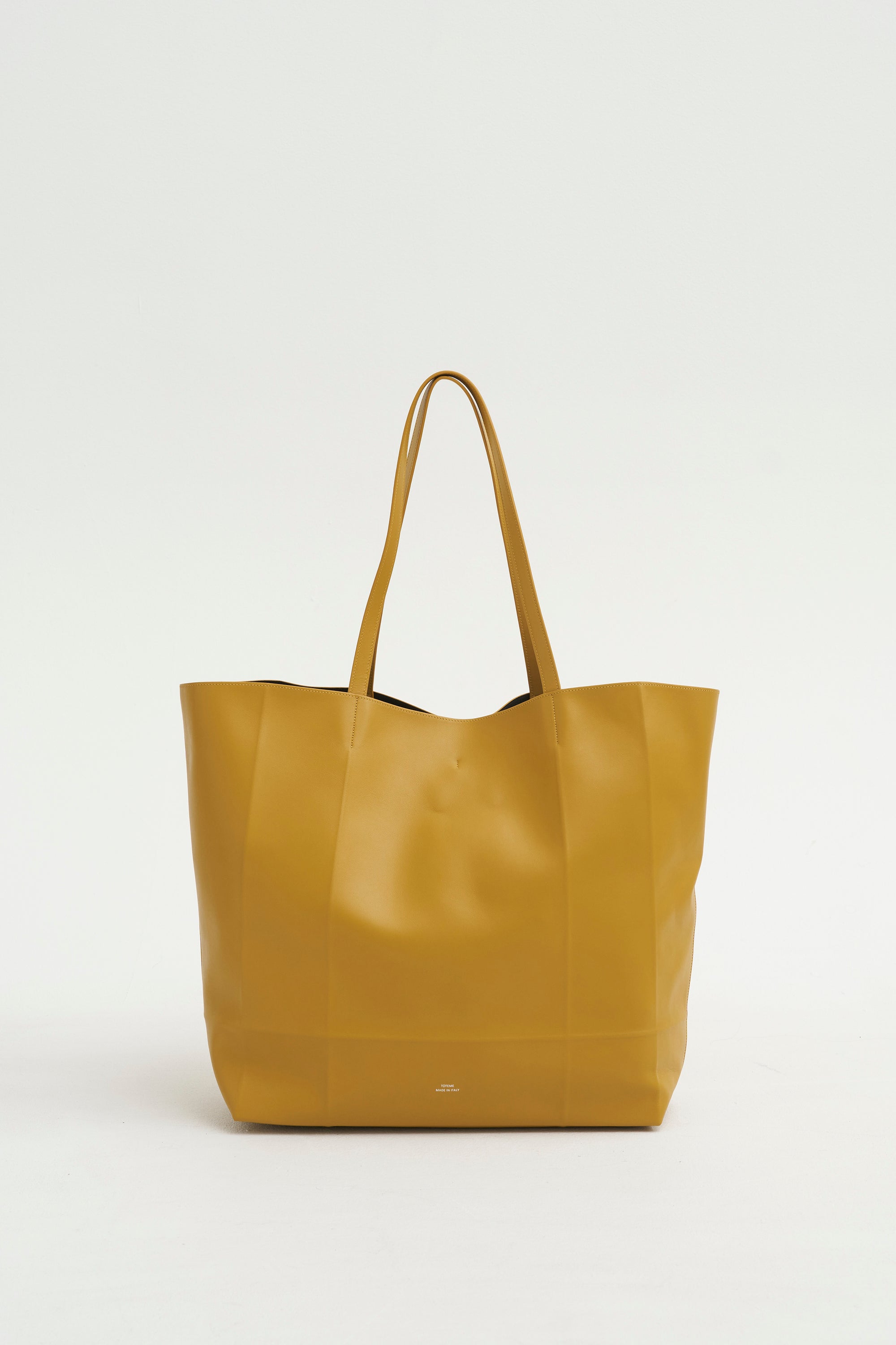 Roam Leather Tote