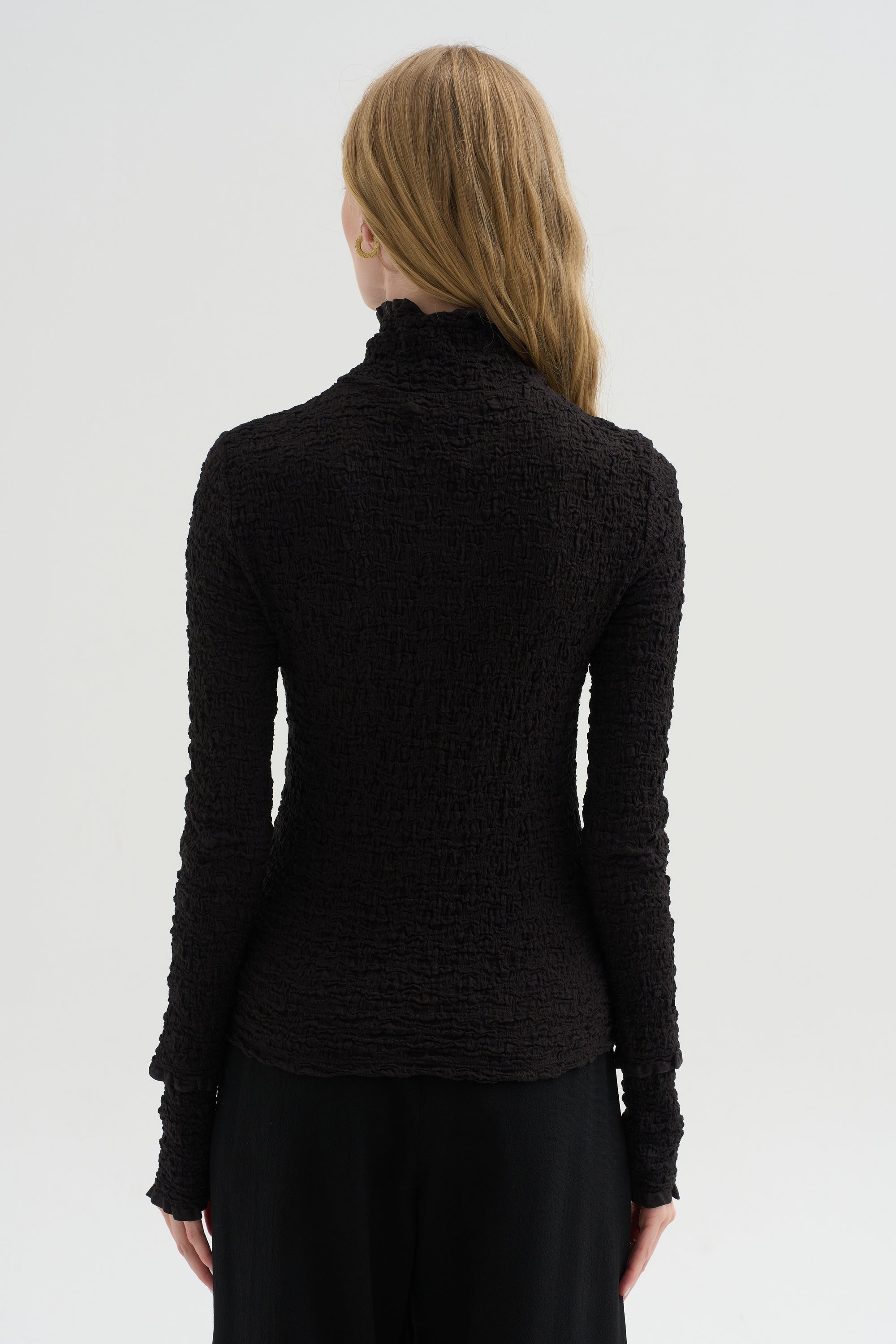 Harriet Top, Black