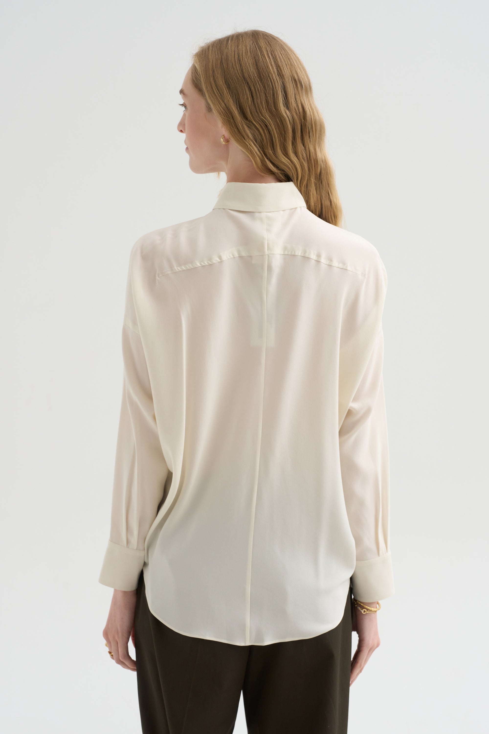 Iza Shirt, White Pepper