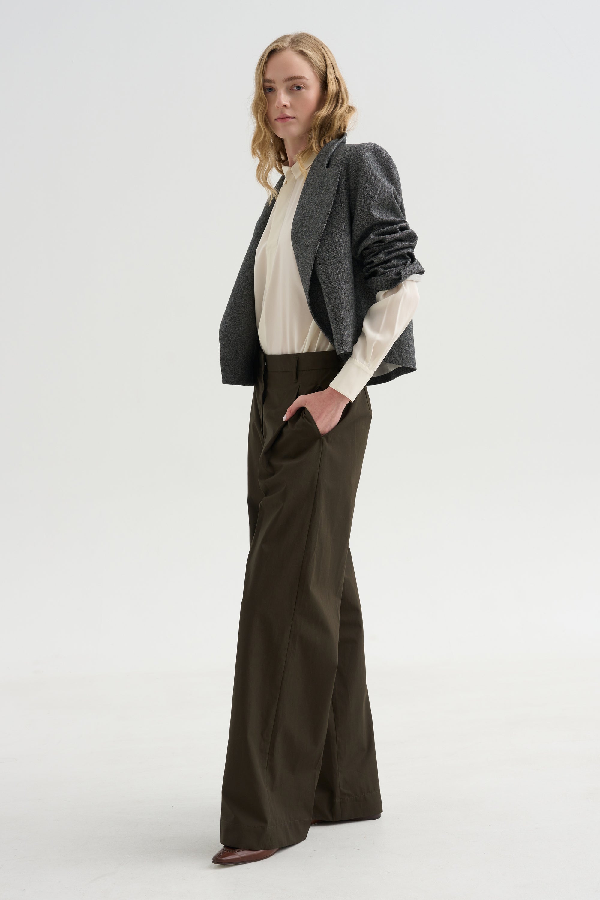Iza Shirt, White Pepper