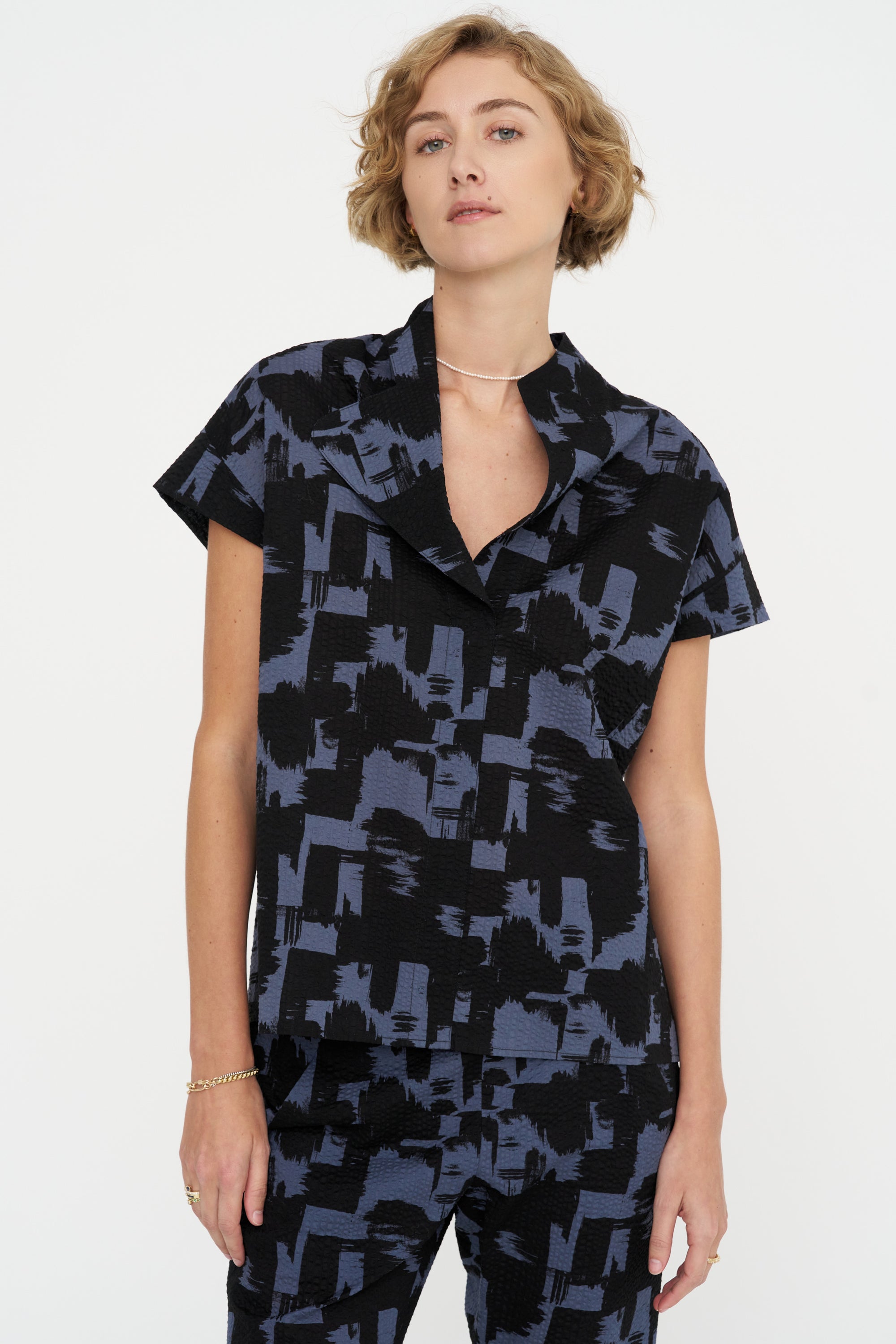 Adi Top, Black &amp; Indigo