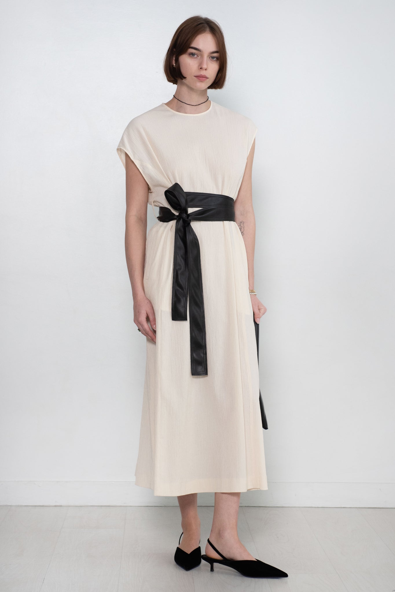 AKIRANAKA - Tuuli Belted Jersey Dress, Black