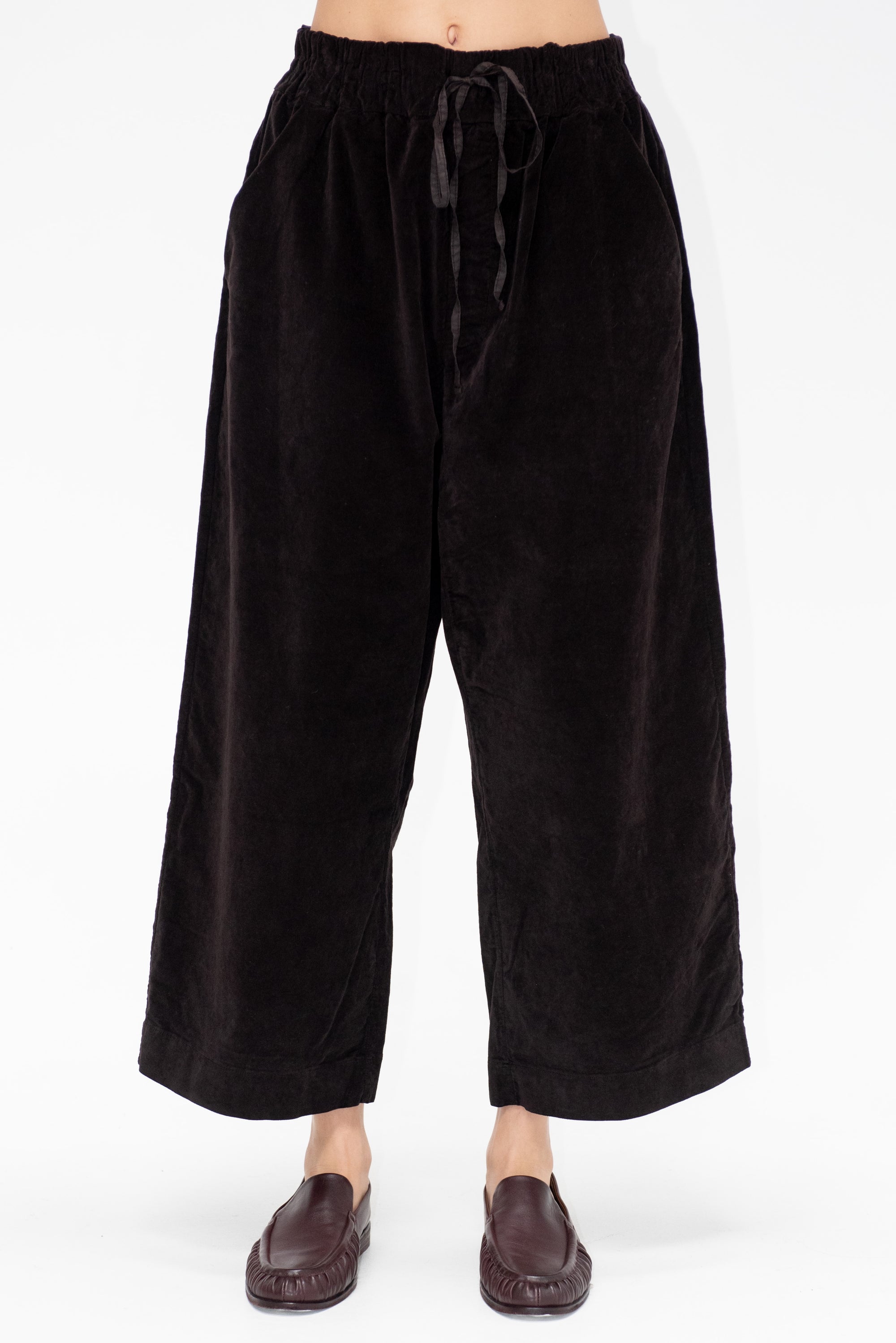 Wide &amp; Short Velvet Trousers