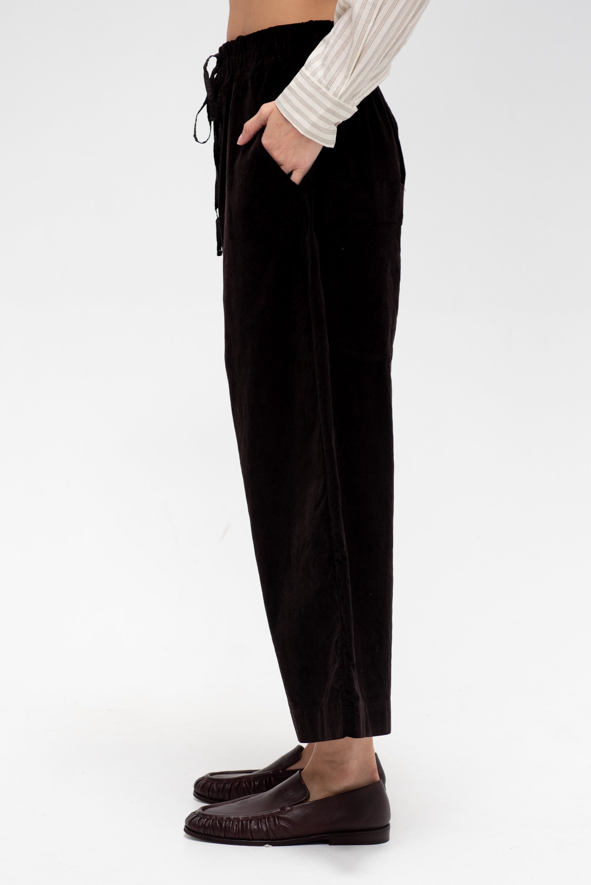 Wide &amp; Short Velvet Trousers