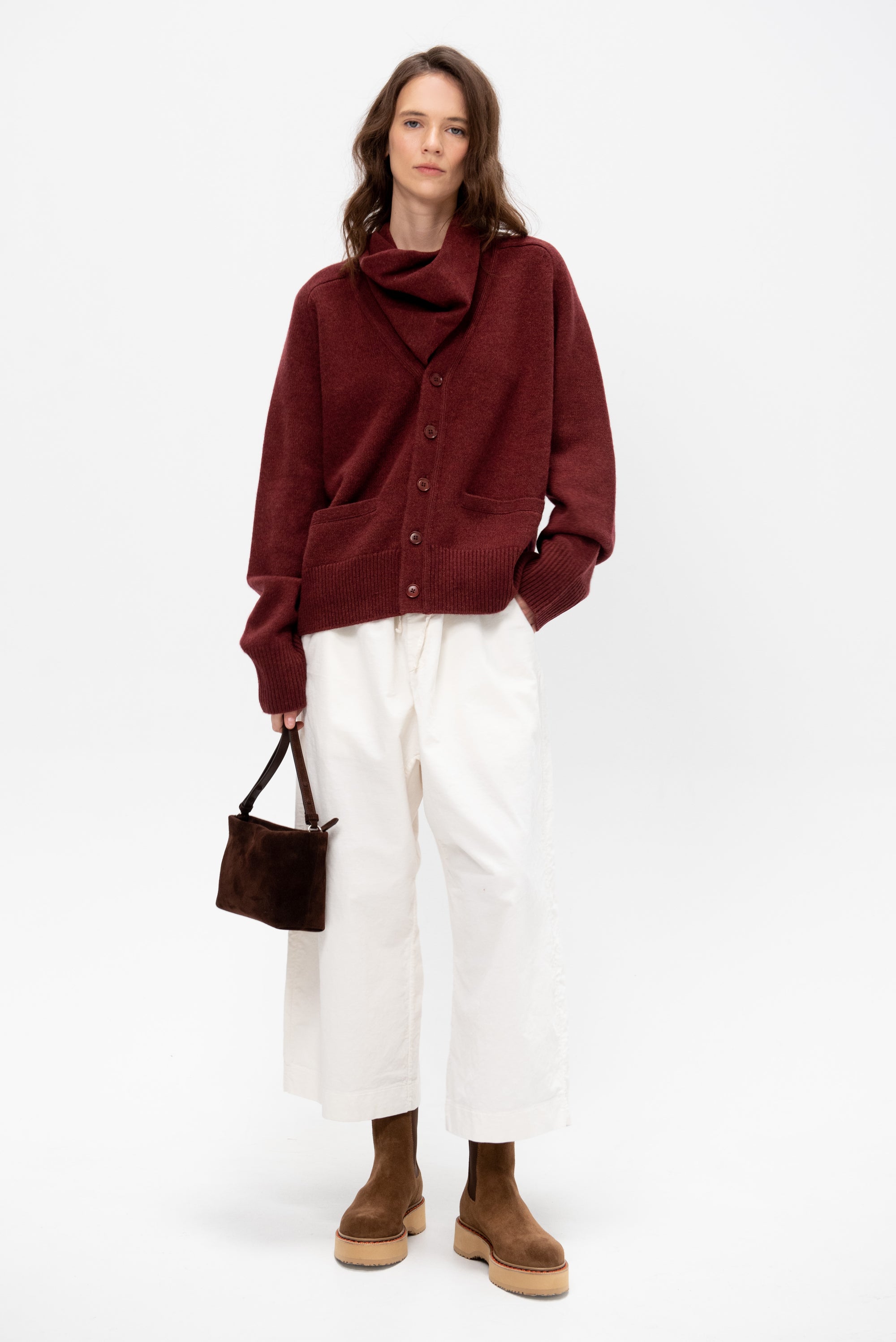 Wide &amp; Short Velvet Trousers