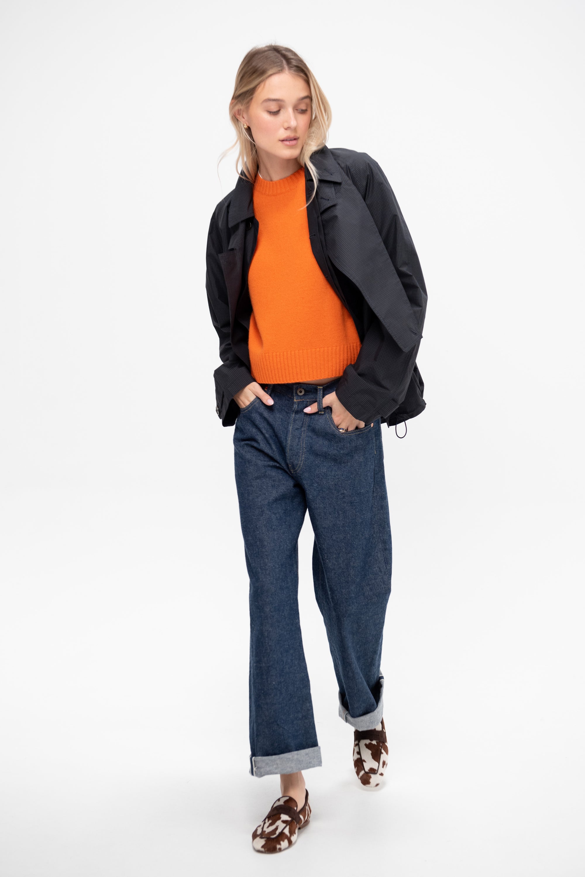 Round Neck Sweater, Tango