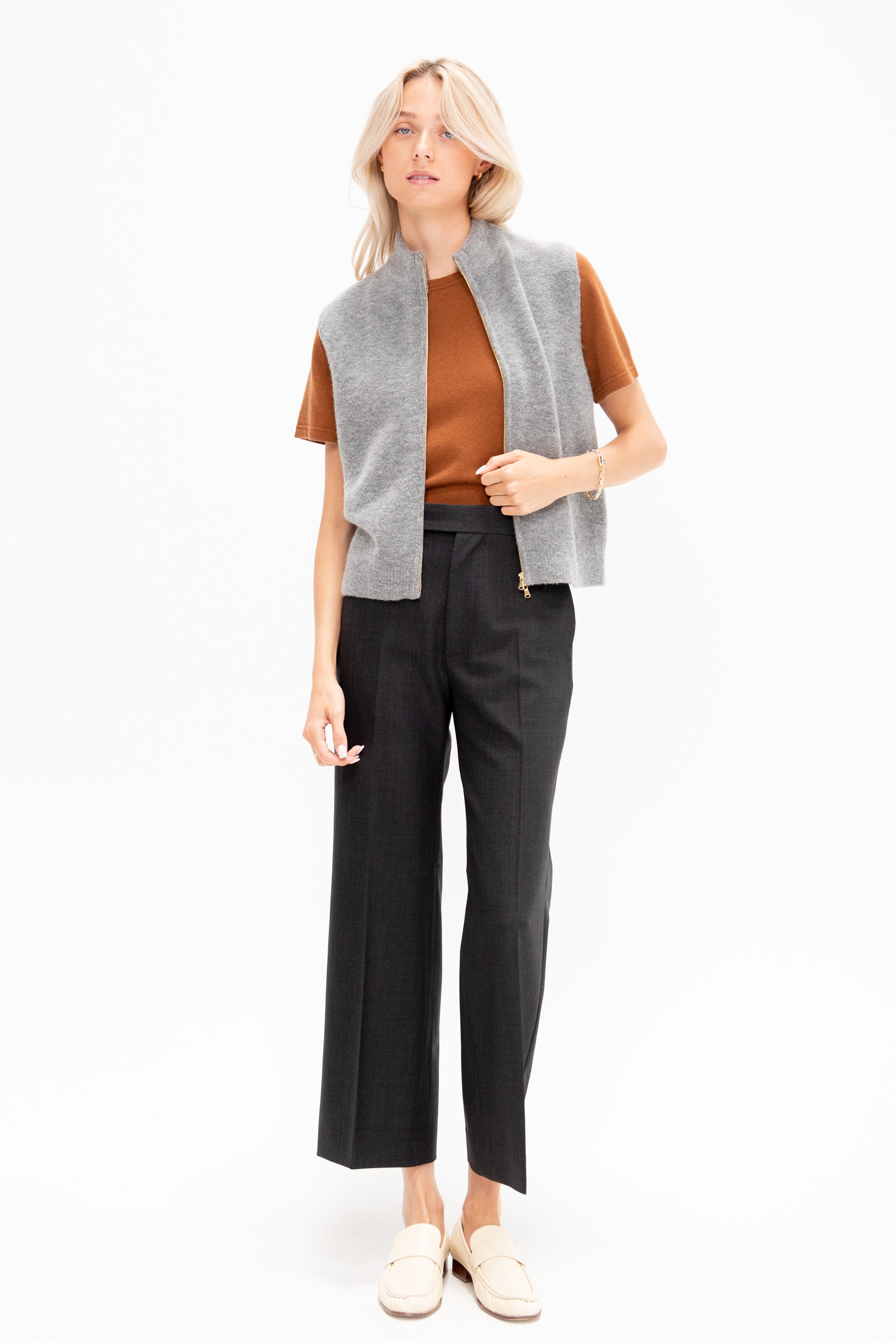 Allude Zip Vest, Heather Melange – Kick Pleat