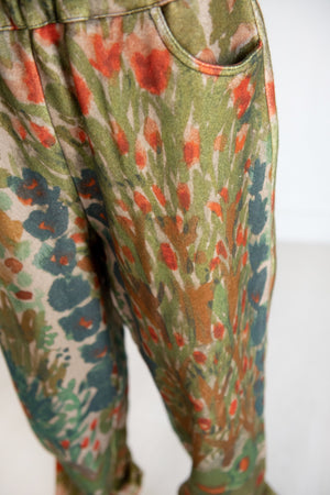Anntian - Fleece Jogger Pant, Print G - Flower Beds