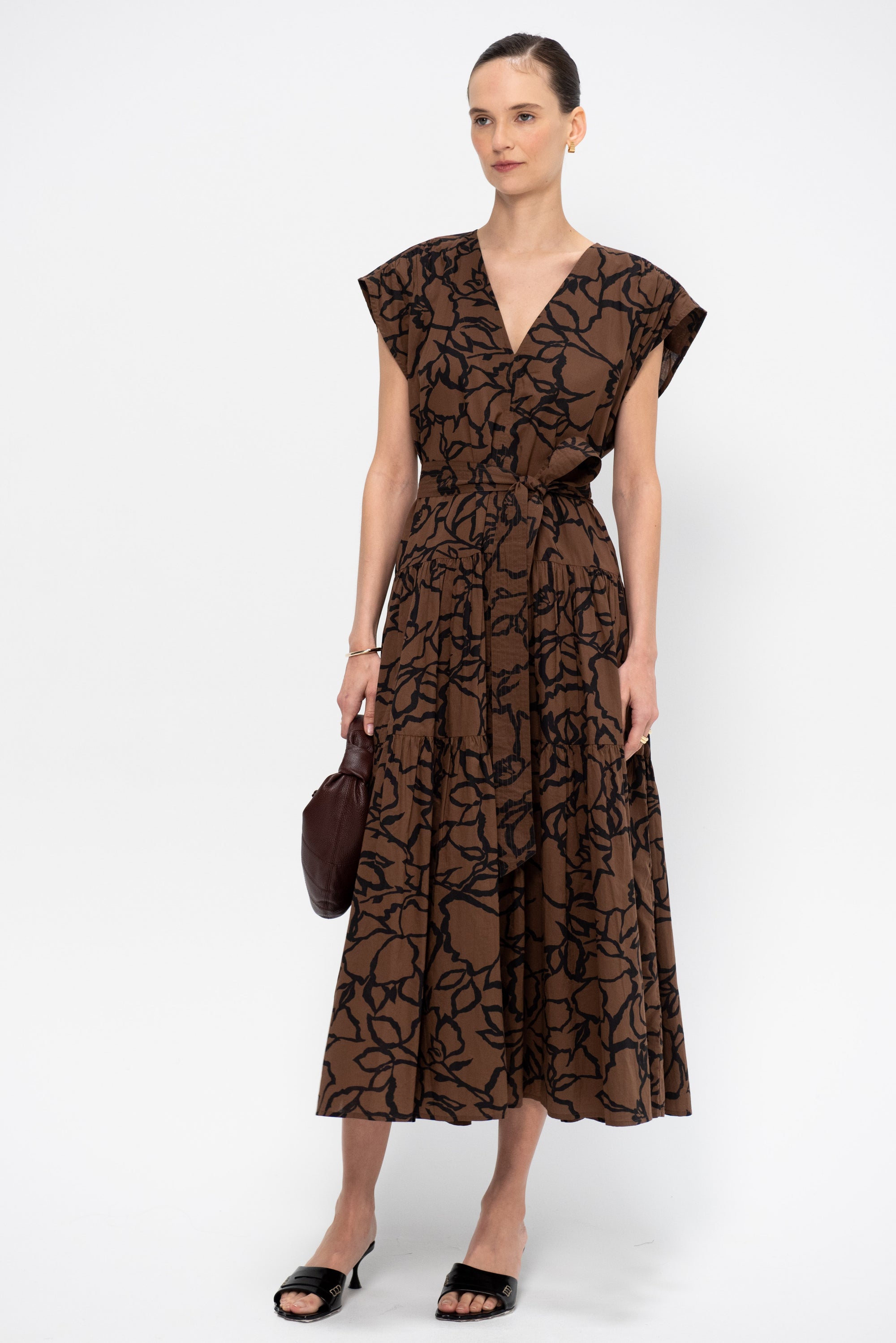 Agathe Tier Maxi, Large Lace Floral Chocolate