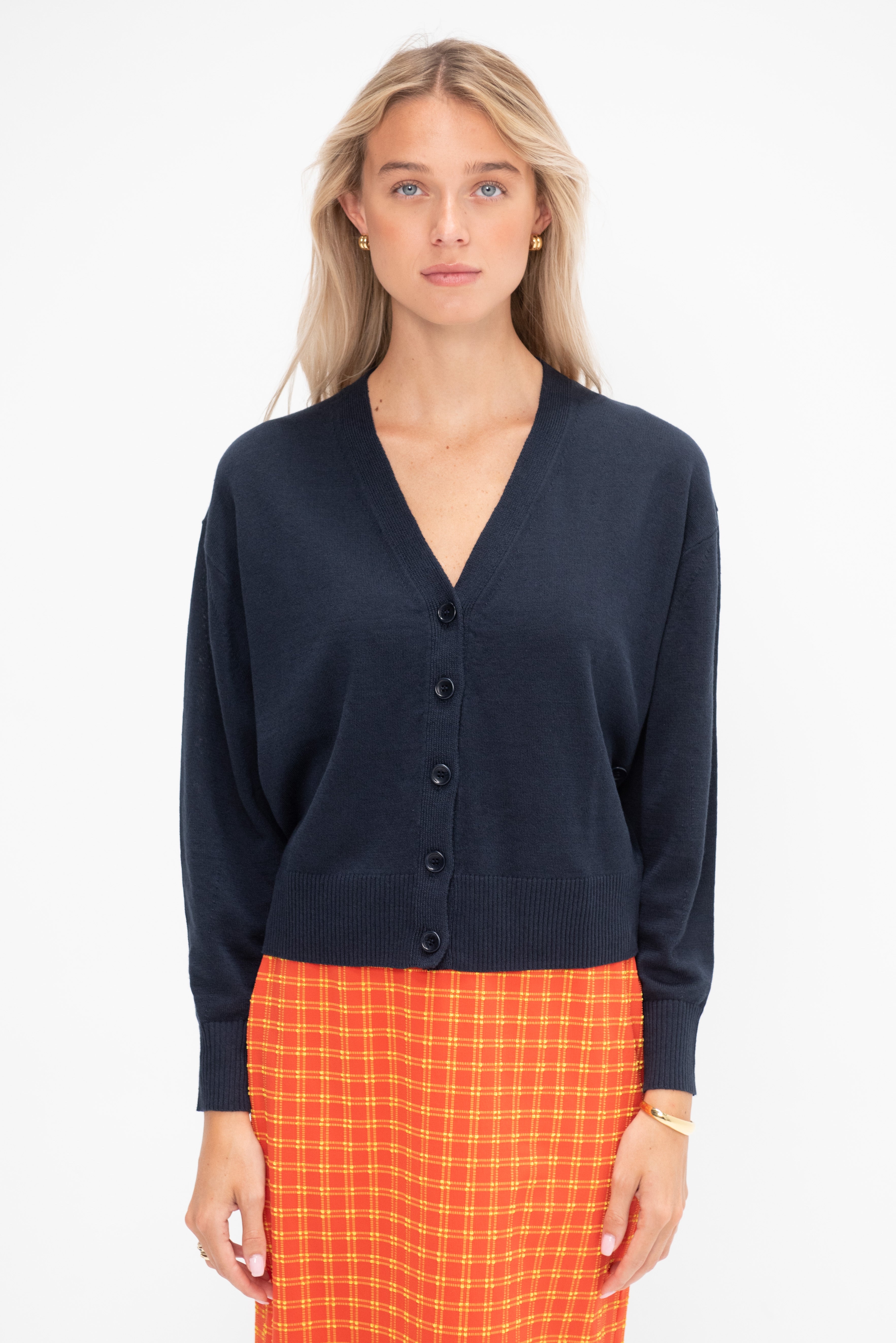 apiece-apart-fine-cardigan-1.