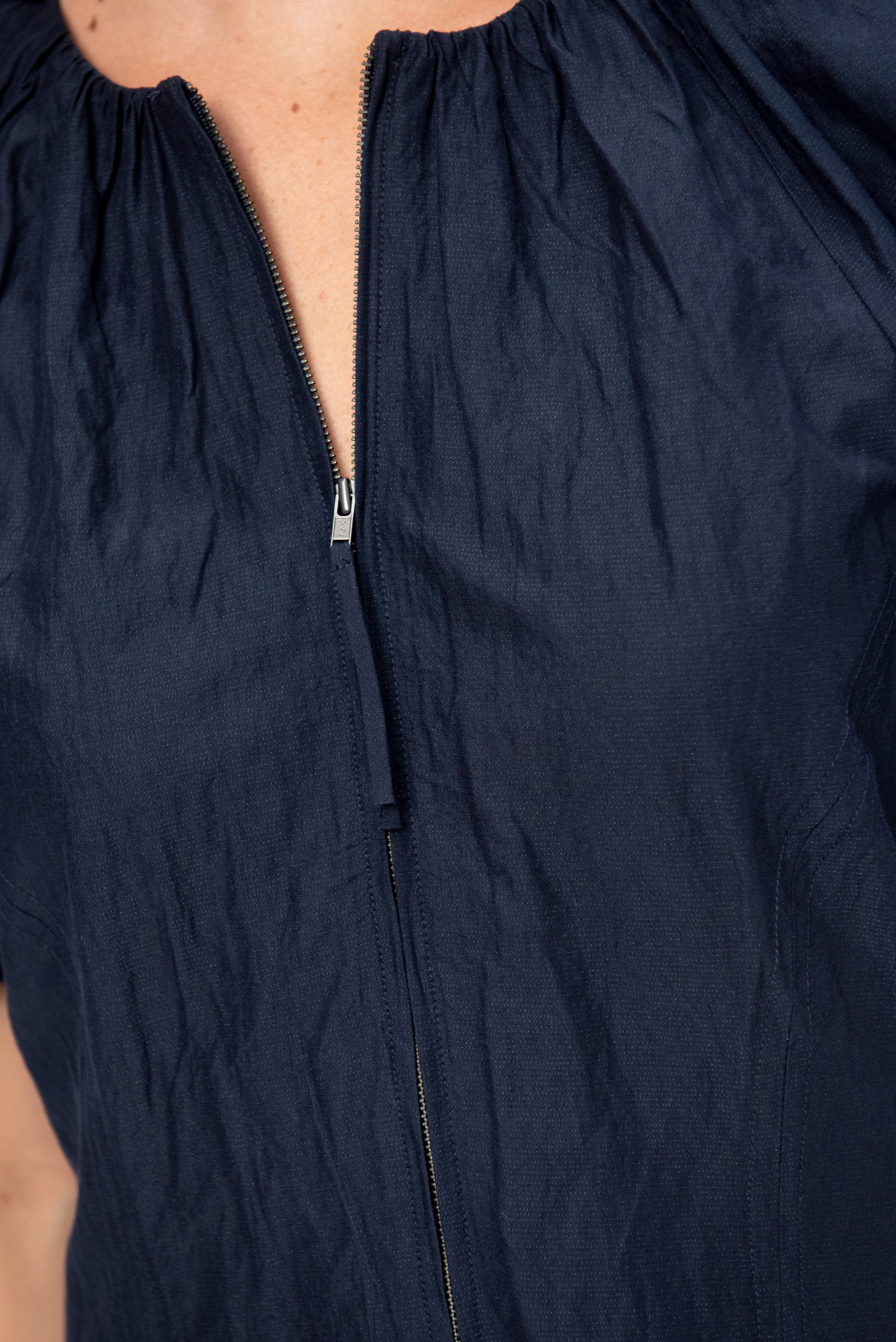 Neli Maxi, Navy