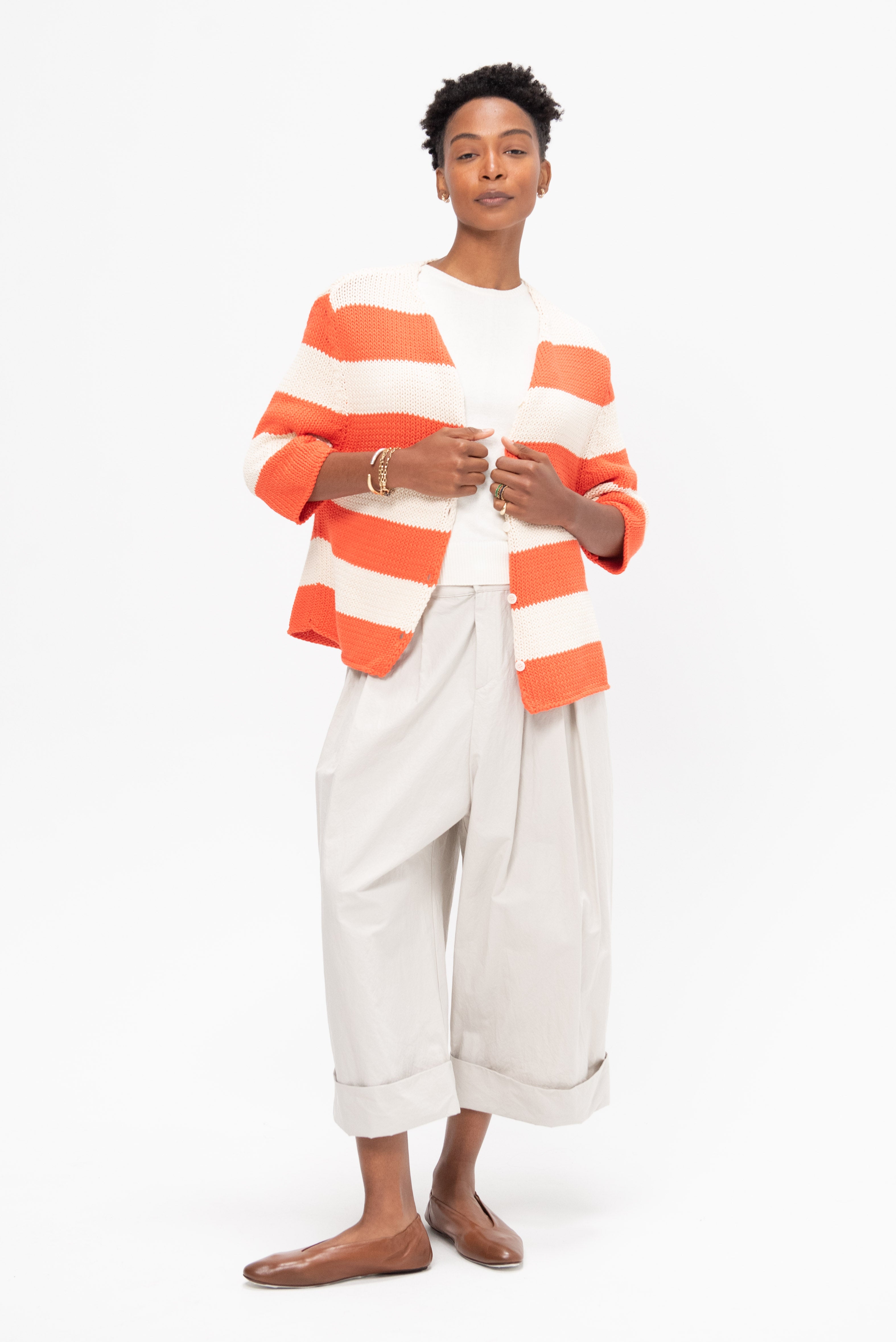Apuntob Cardigan, Poppy Milk – Kick Pleat Apuntob Cardigan, Poppy Milk – Kick Pleat