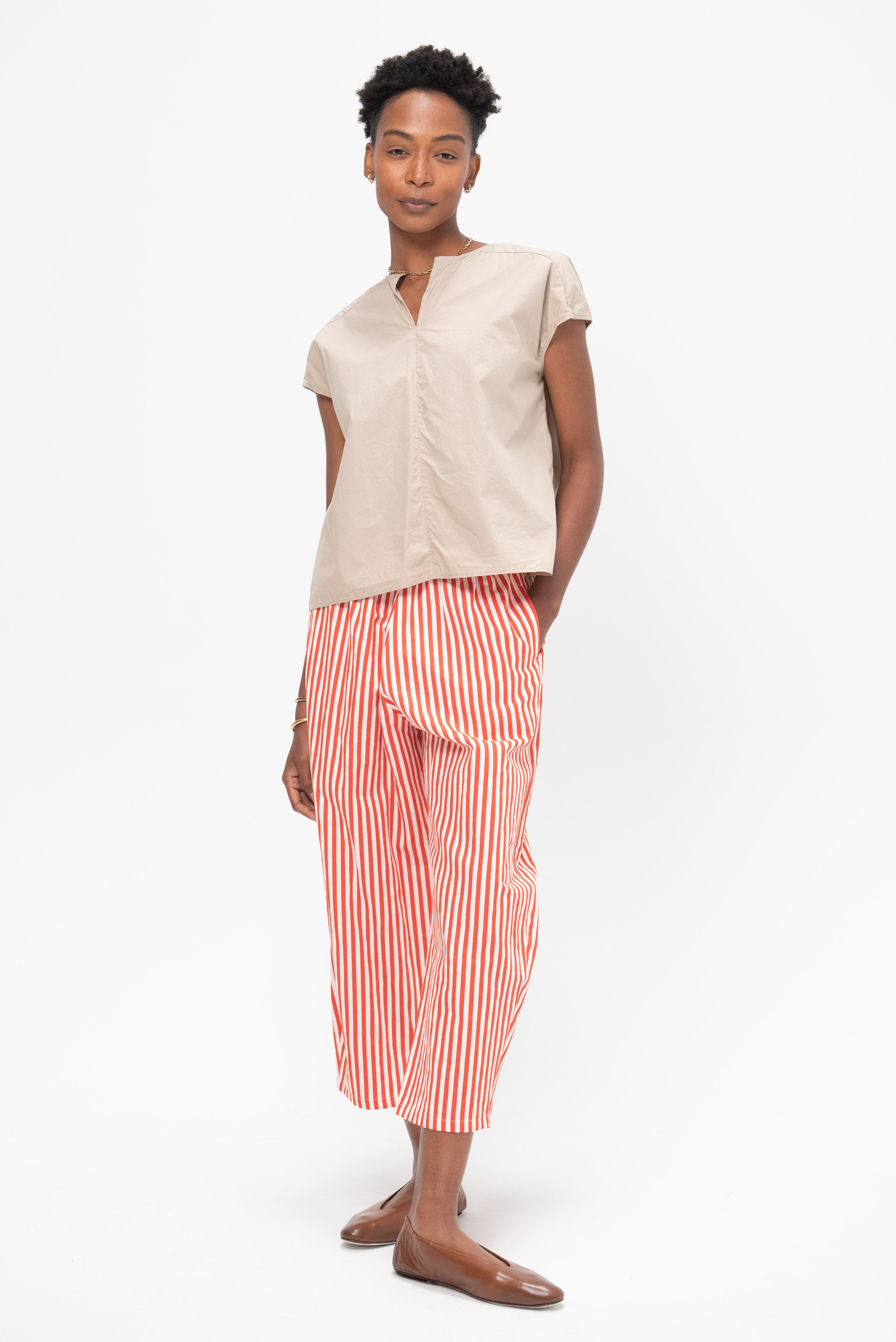 Apuntob at Kick Pleat Apuntob at Kick Pleat
